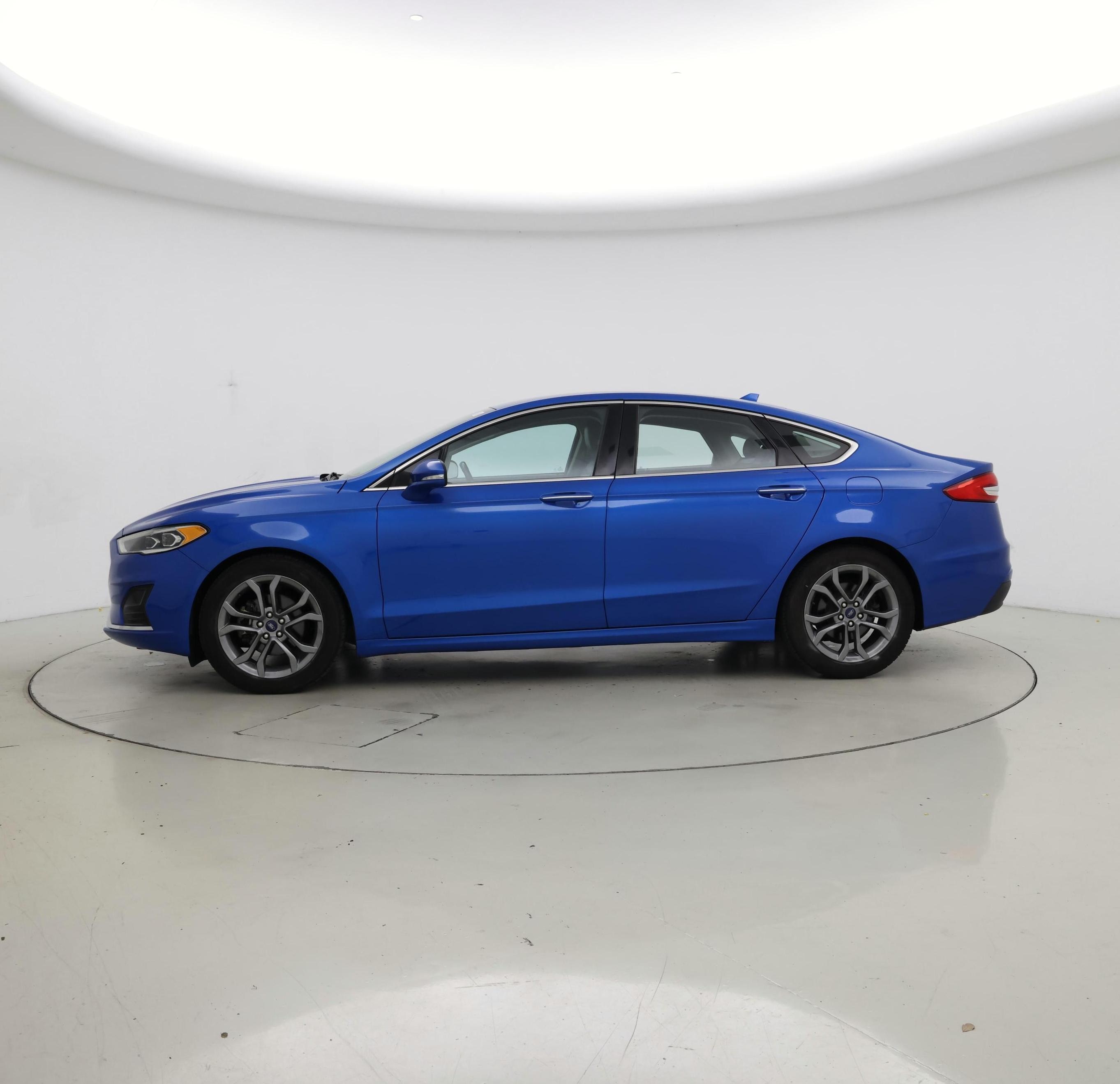 Thumbnail: 2019 Ford Fusion - 3