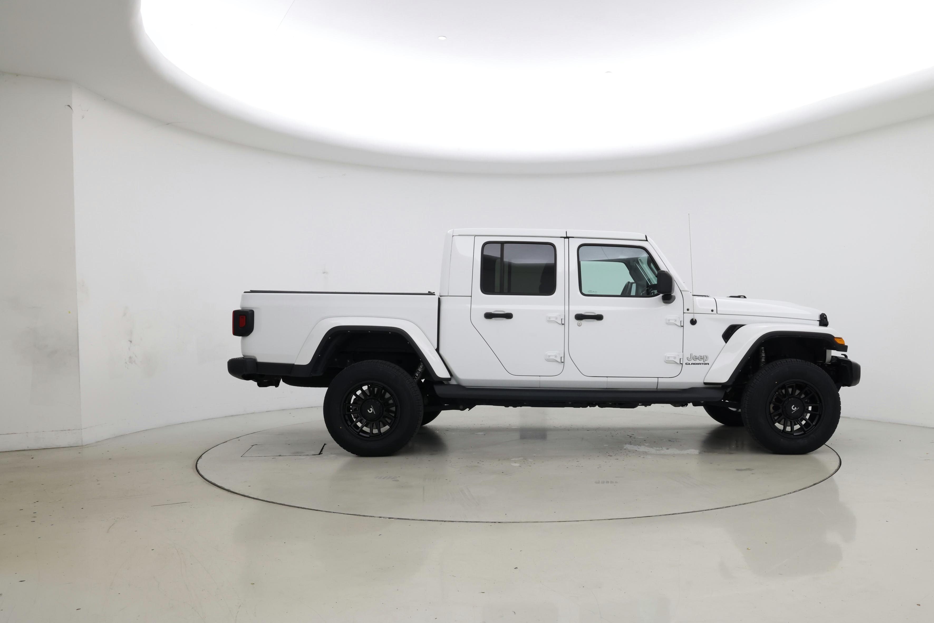 Thumbnail: 2021 Jeep Gladiator - 7
