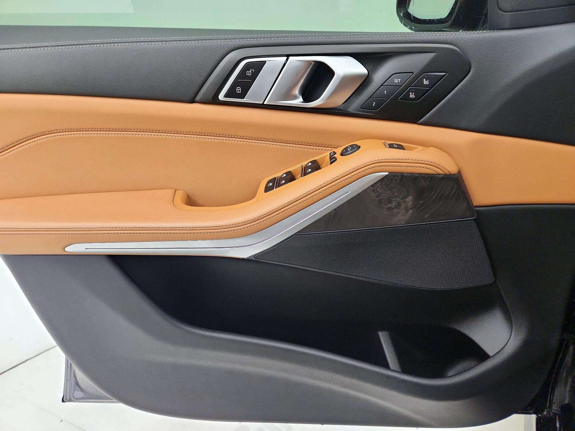 Thumbnail: 2022 BMW X5 - 12