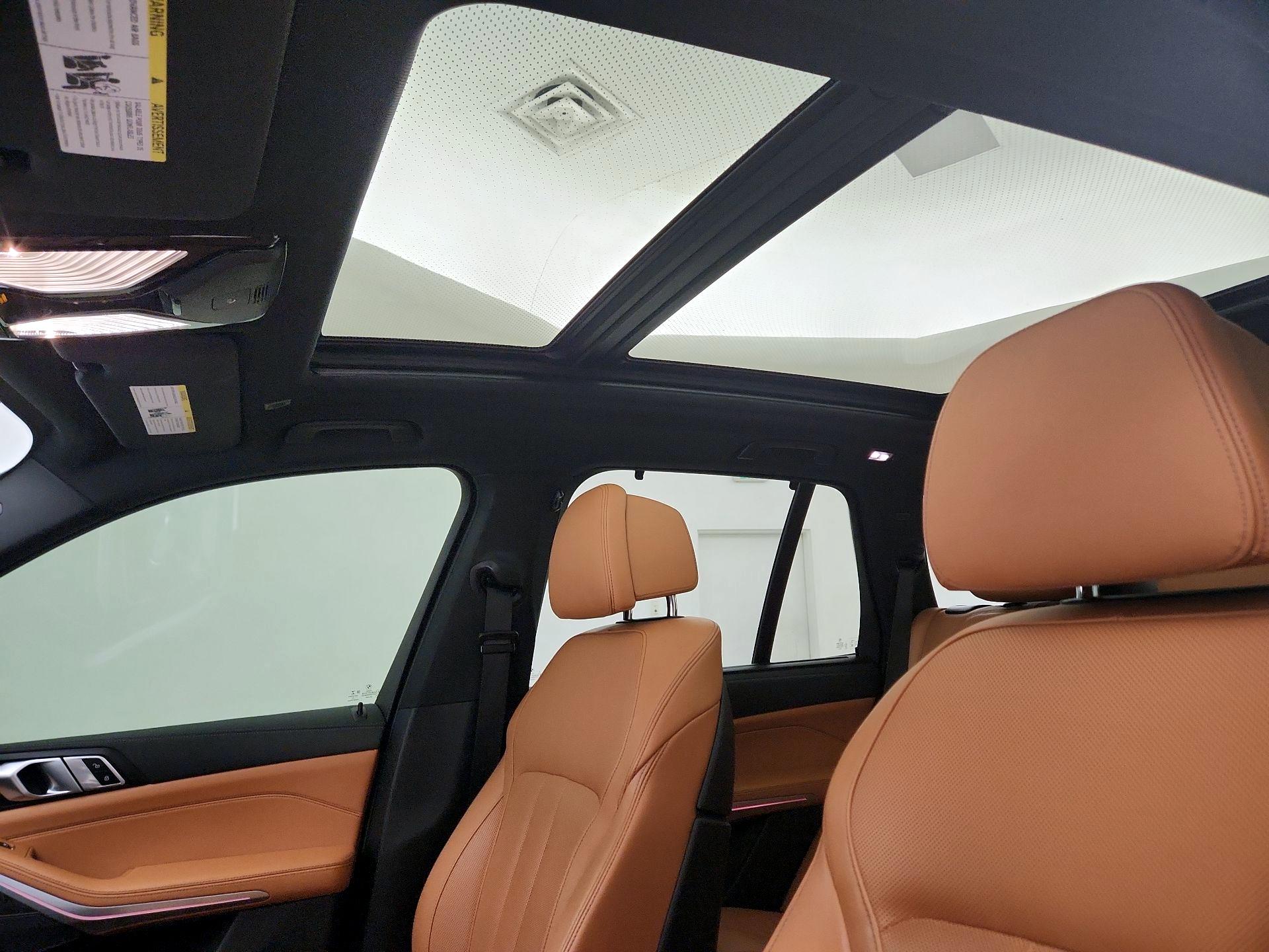 Thumbnail: 2022 BMW X5 - 20