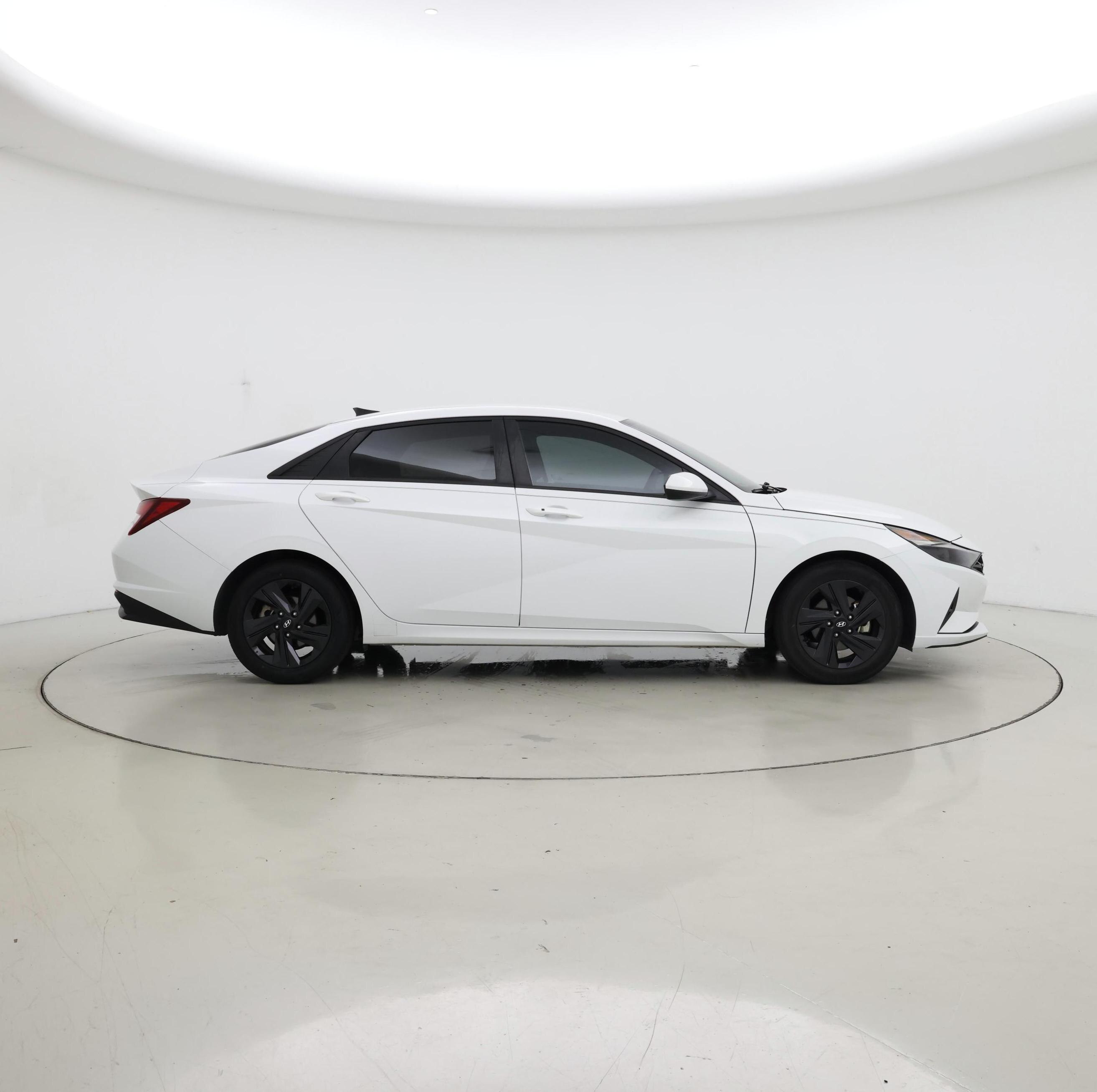 Thumbnail: 2021 Hyundai Elantra - 7