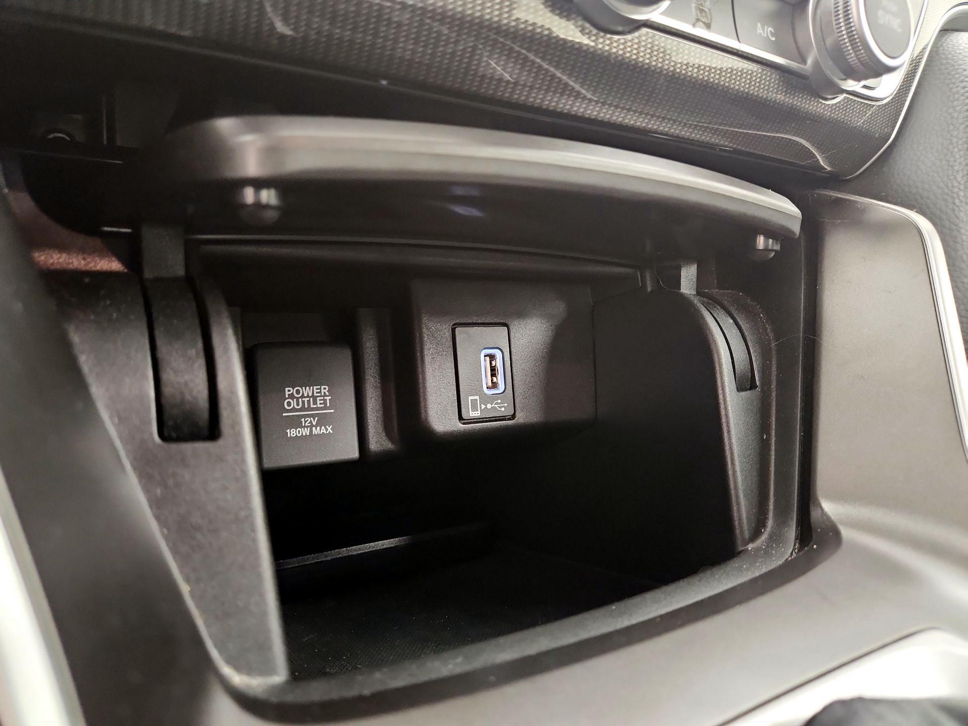 Thumbnail: 2019 Honda Accord - 18
