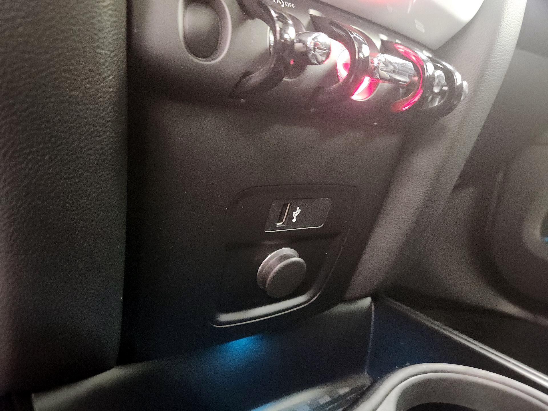 Thumbnail: 2019 MINI Cooper Countryman - 18