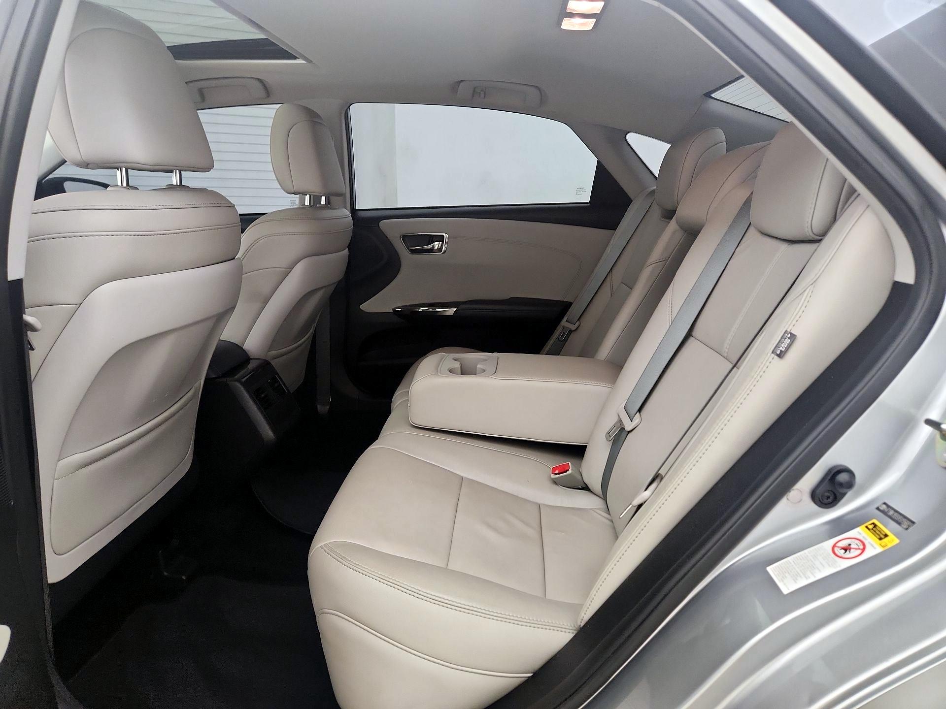 Thumbnail: 2015 Toyota Avalon - 20