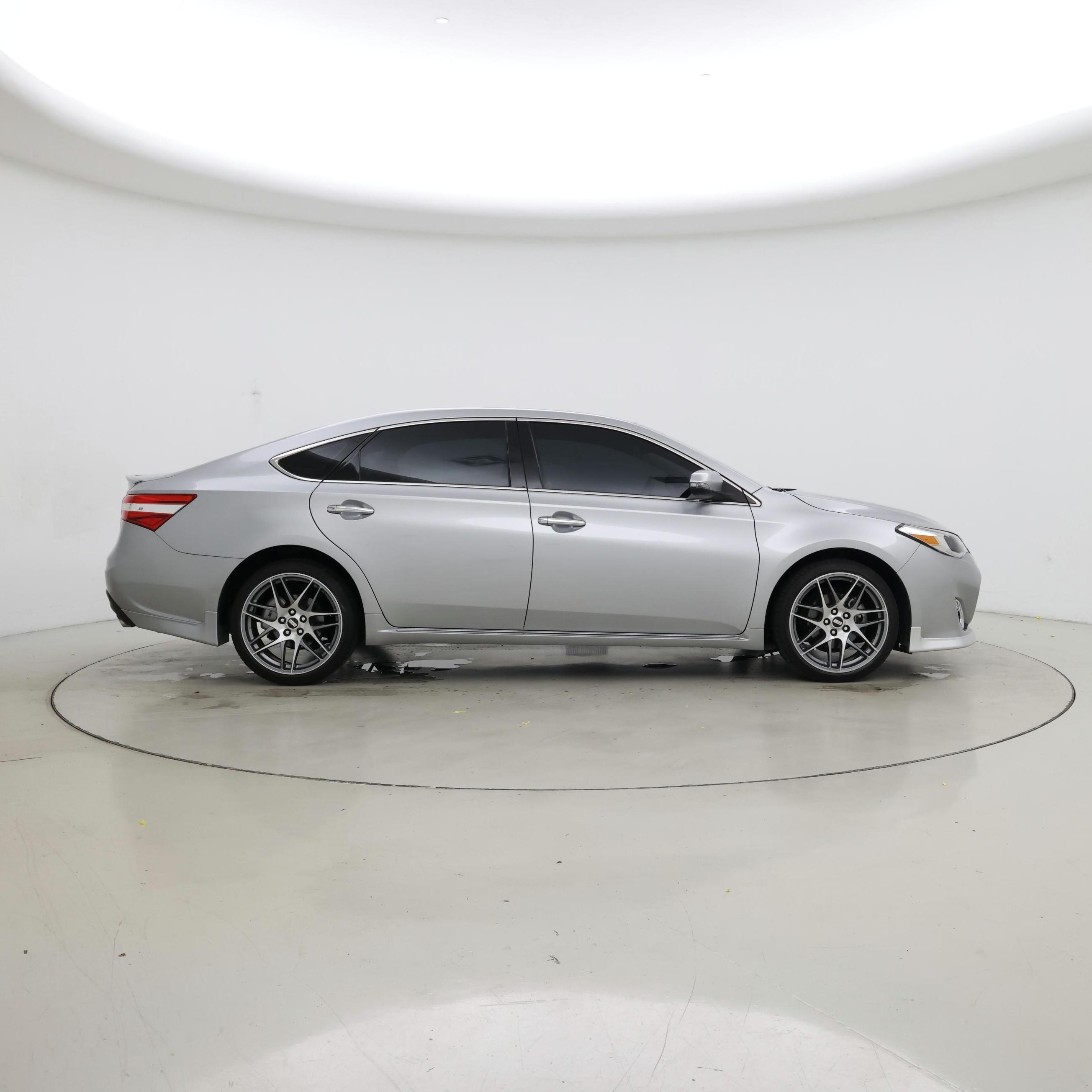 Thumbnail: 2015 Toyota Avalon - 7