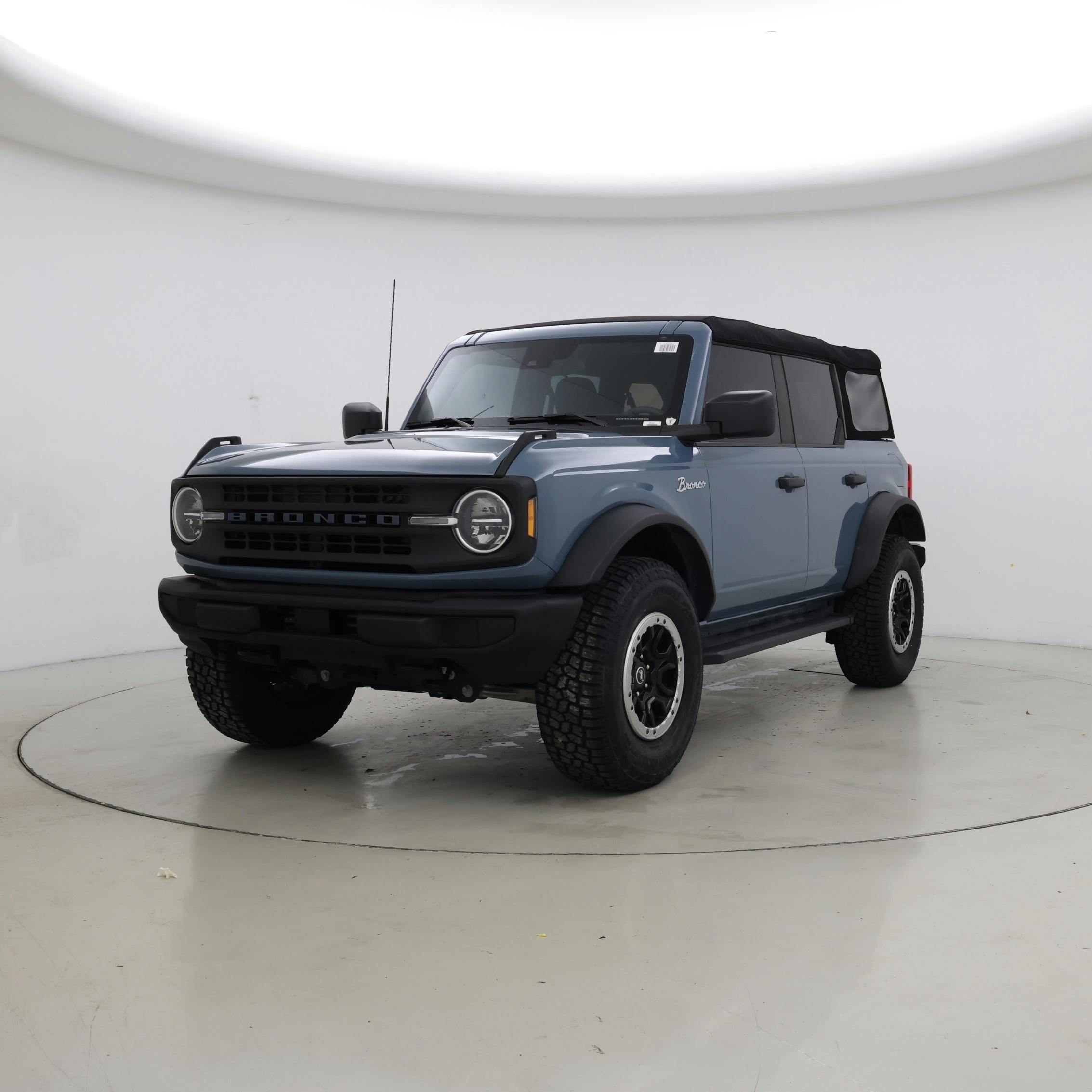 Thumbnail: 2023 Ford Bronco - 4