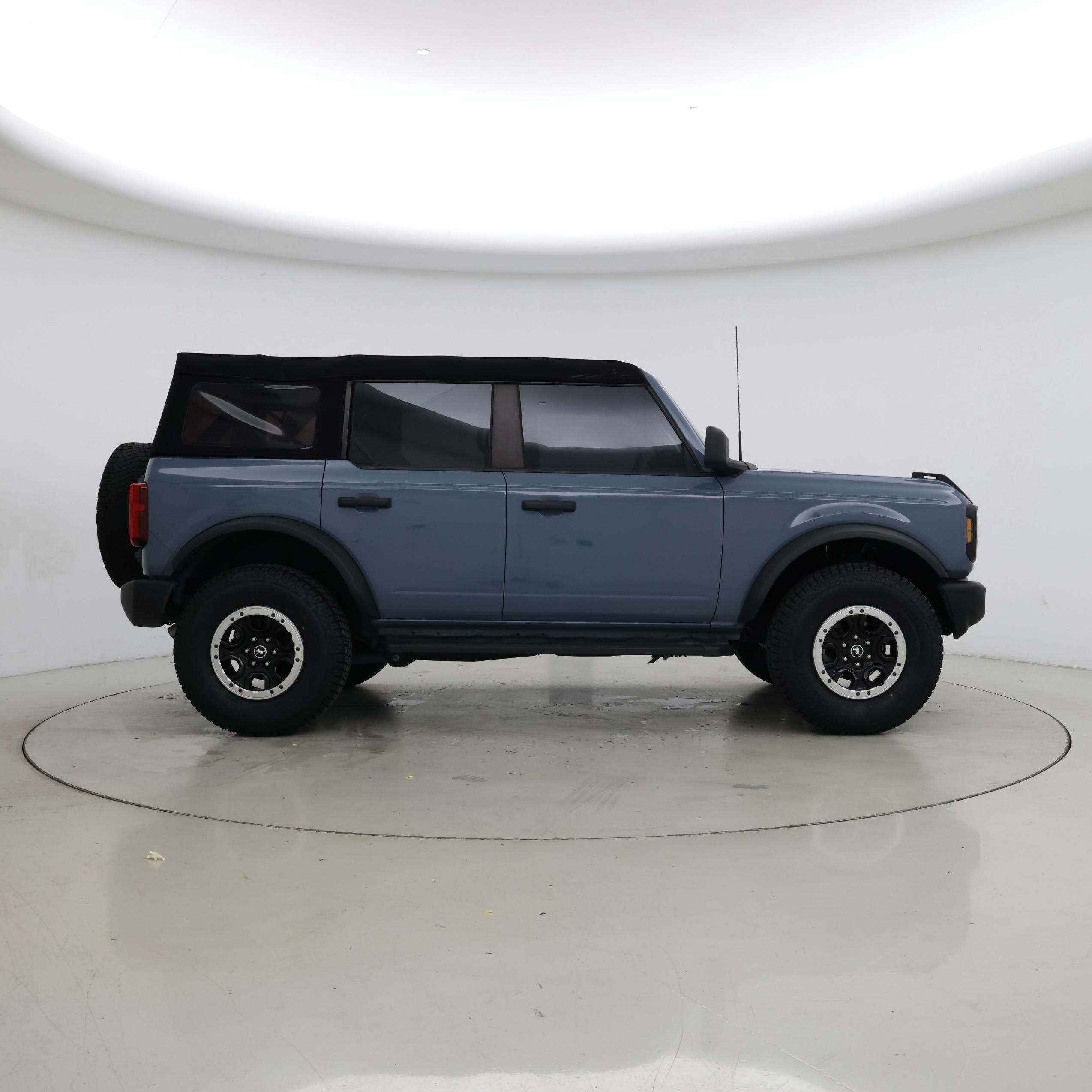 Thumbnail: 2023 Ford Bronco - 7
