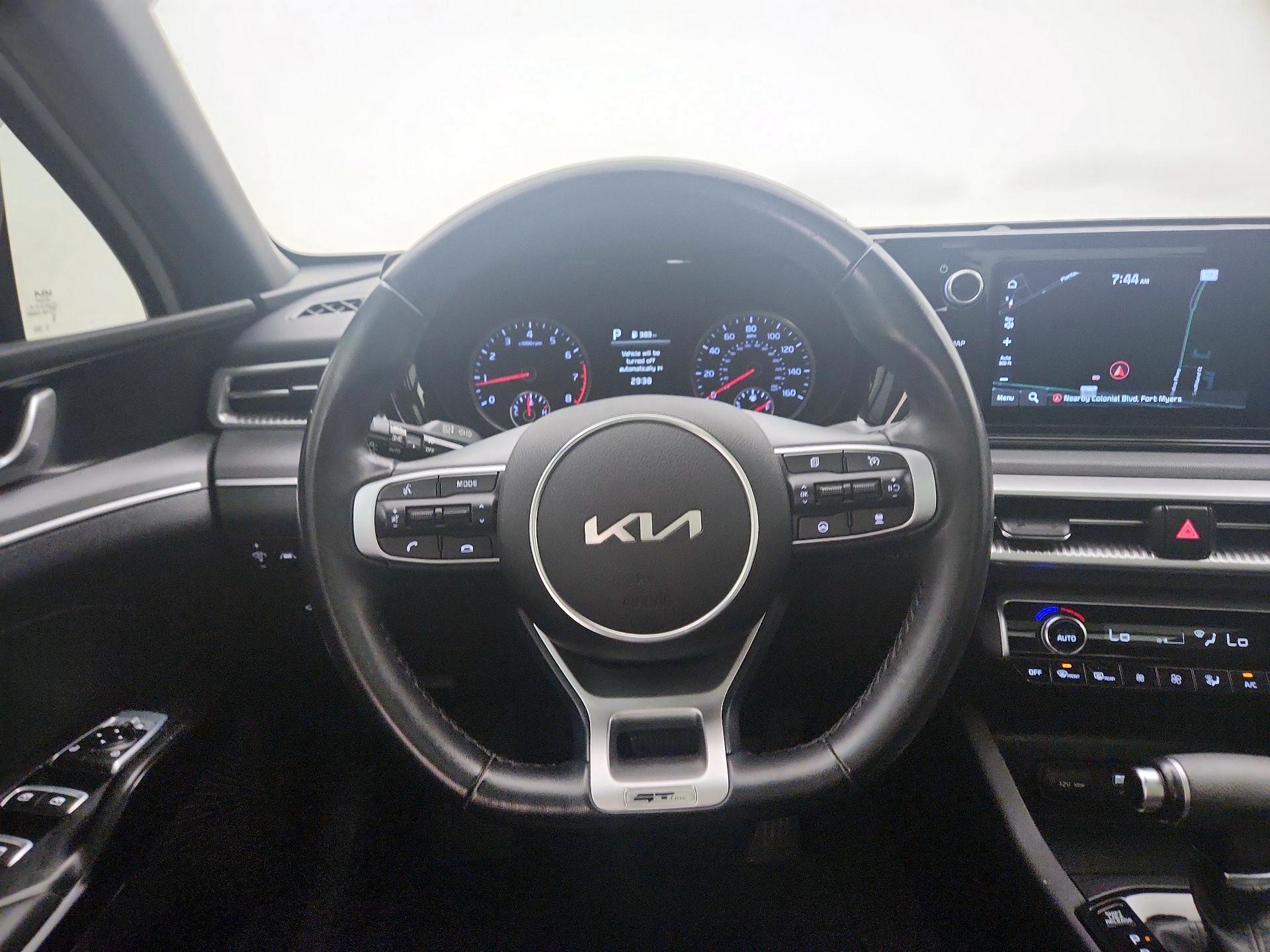 Thumbnail: 2023 Kia K5 - 10