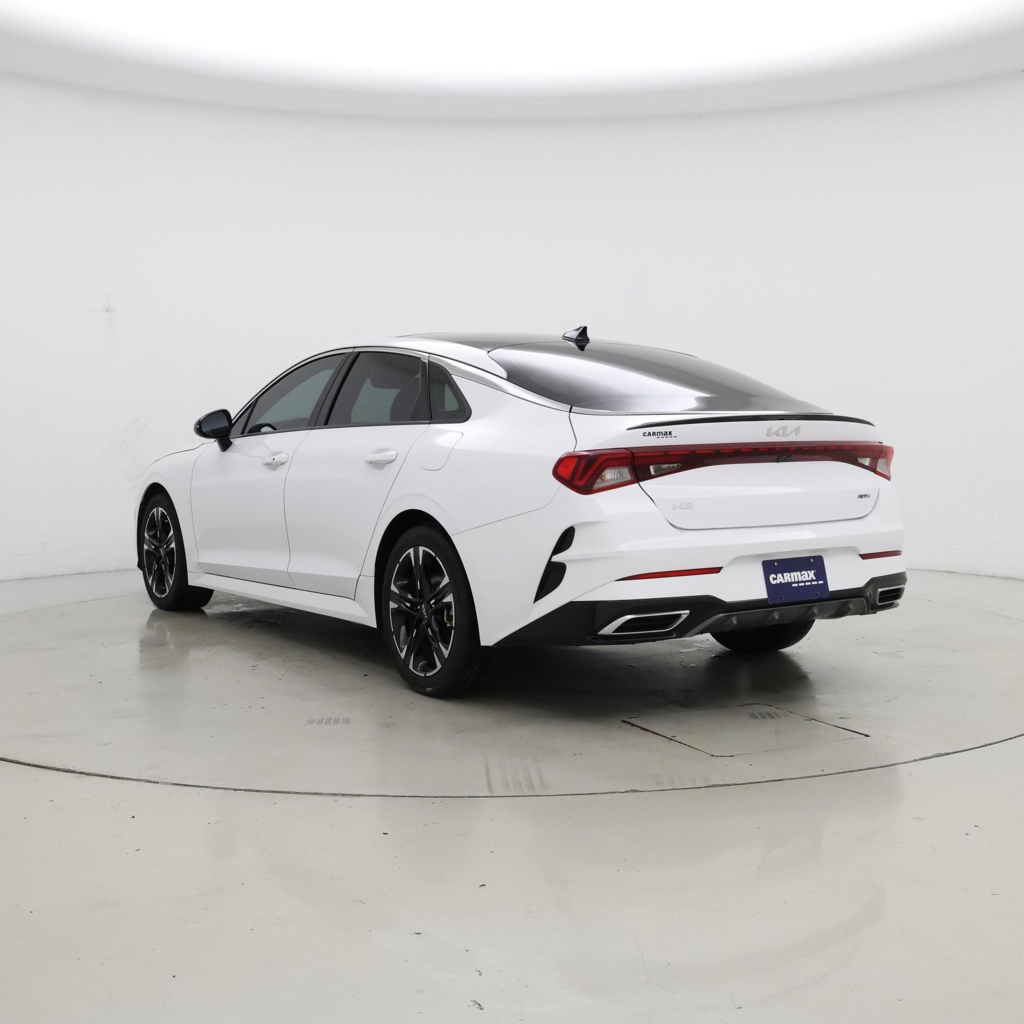 Thumbnail: 2023 Kia K5 - 2