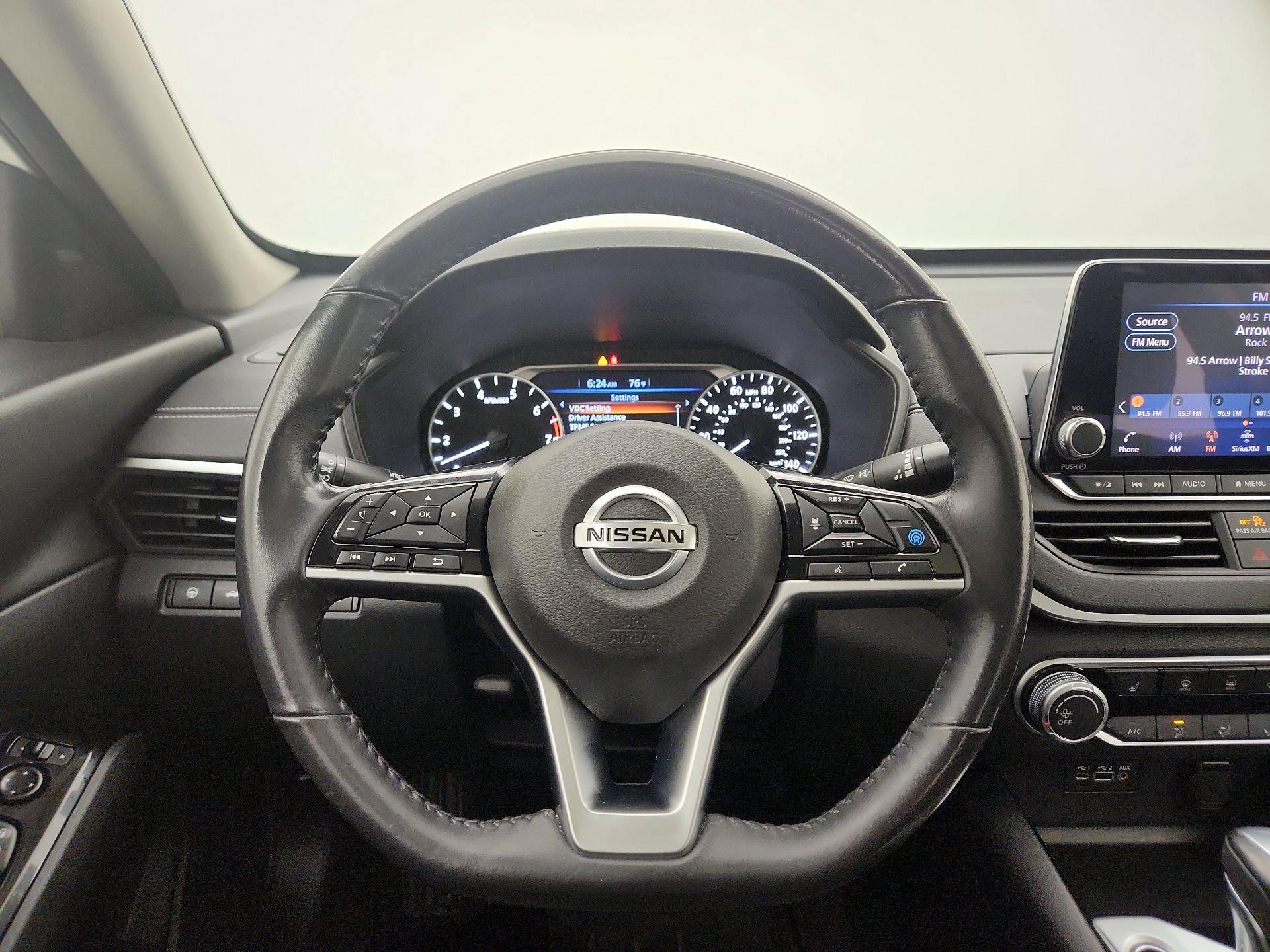 Thumbnail: 2021 Nissan Altima - 10