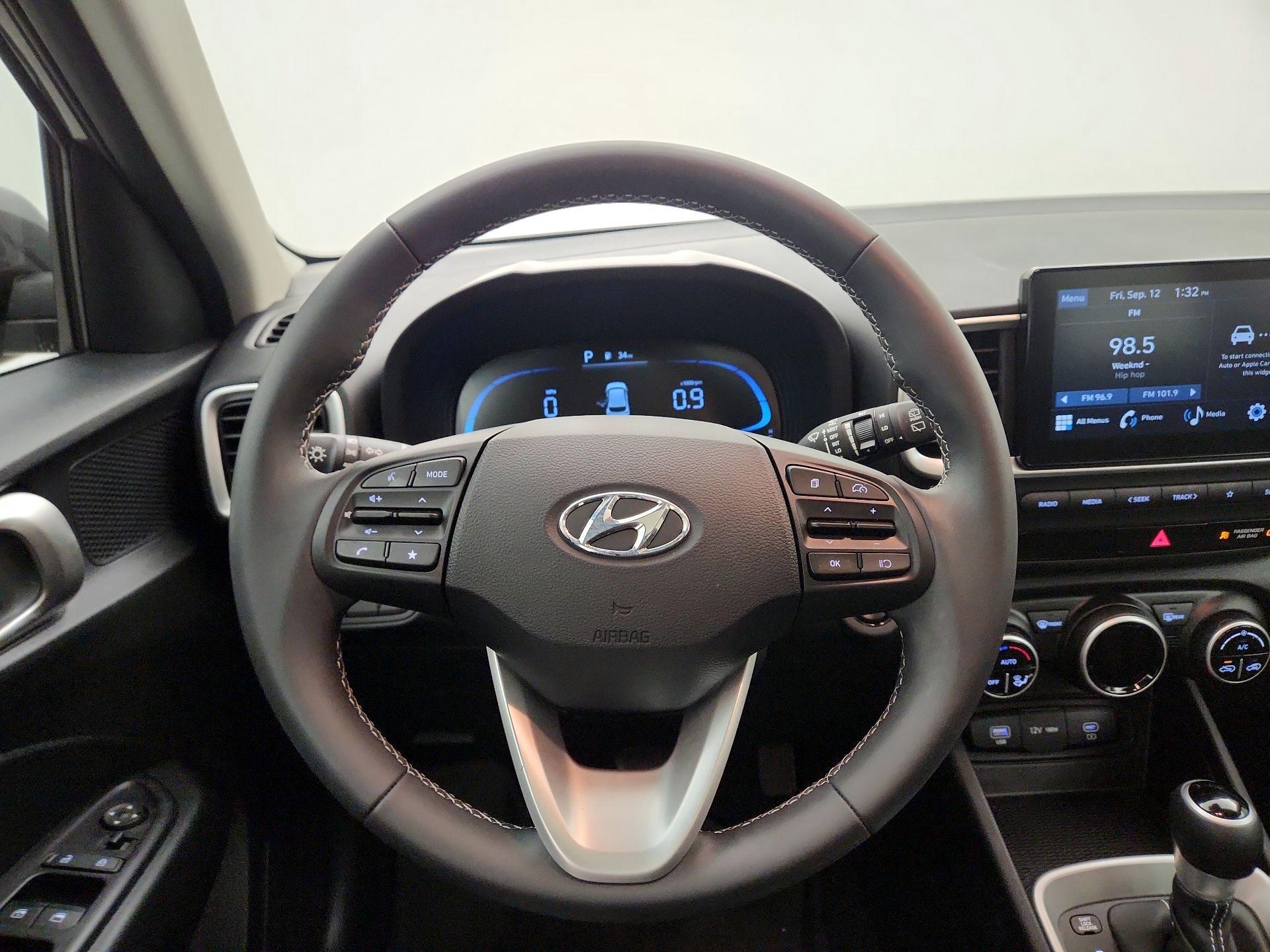 Thumbnail: 2024 Hyundai Venue - 10