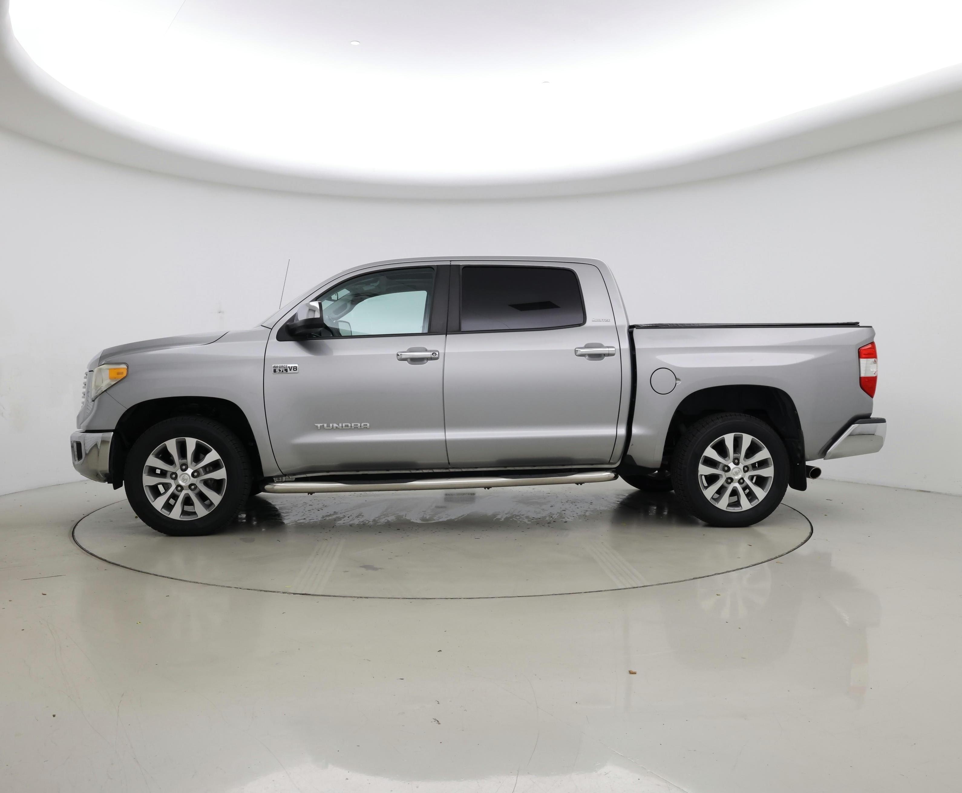 Thumbnail: 2016 Toyota Tundra - 3