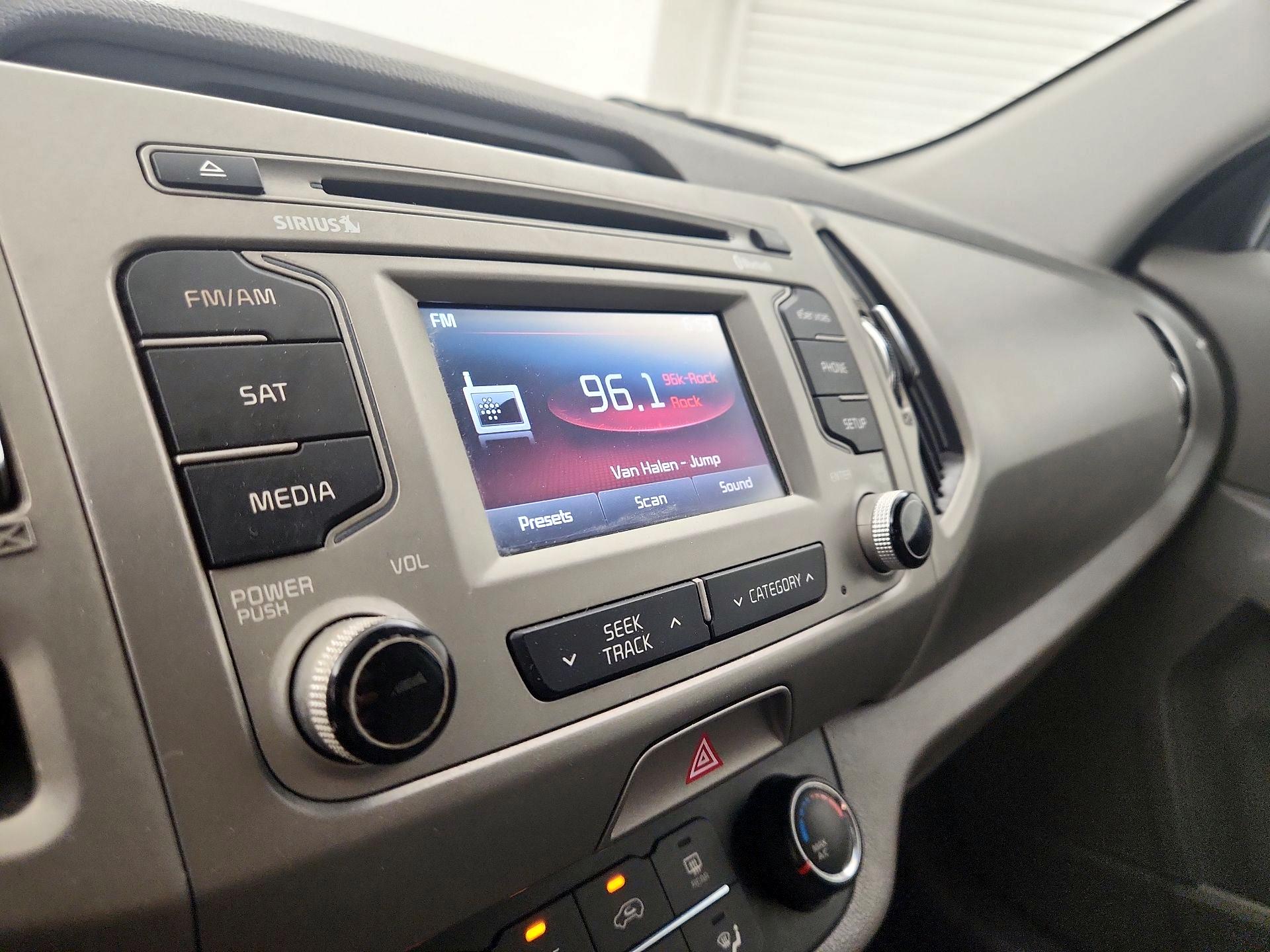 Thumbnail: 2014 Kia Sportage - 15