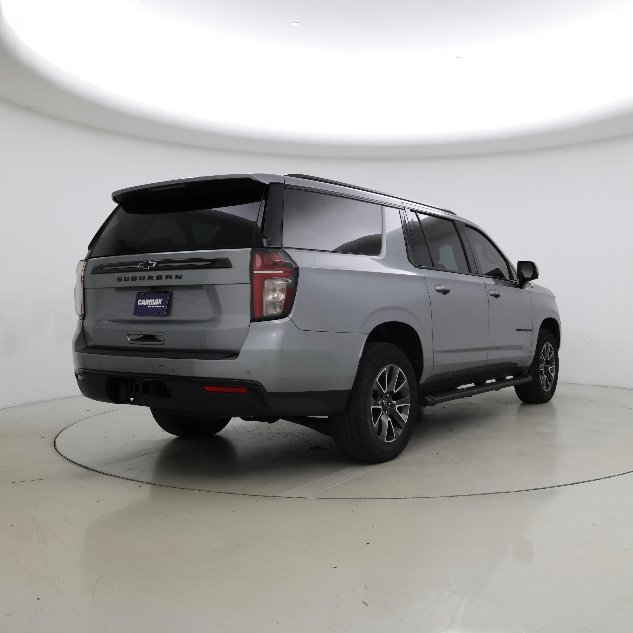Thumbnail: 2023 Chevrolet Suburban - 8