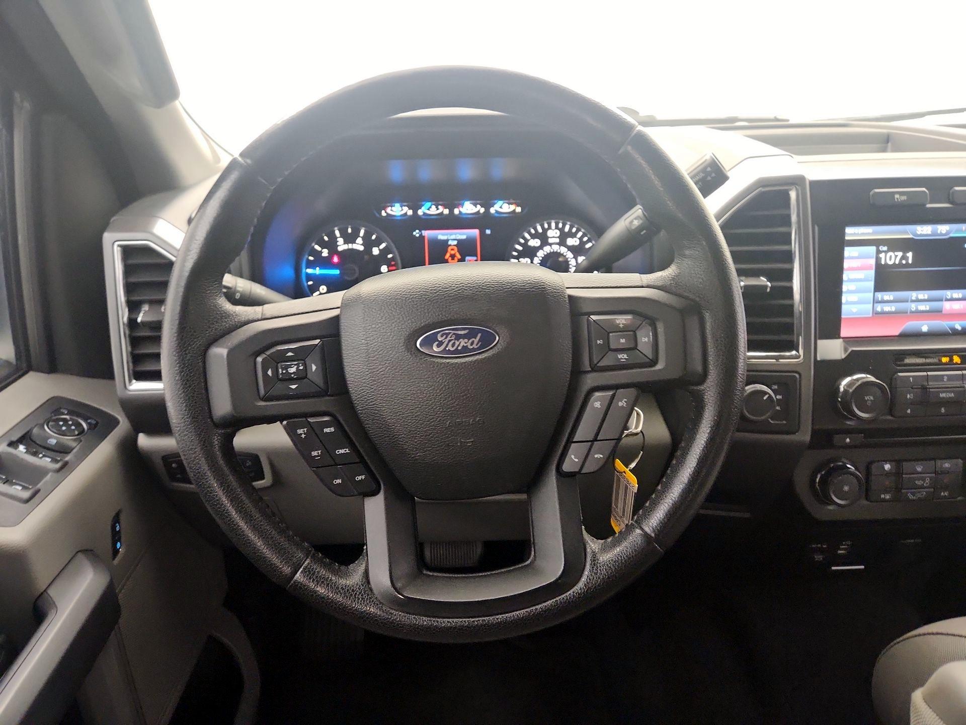 Thumbnail: 2015 Ford F-150 - 10