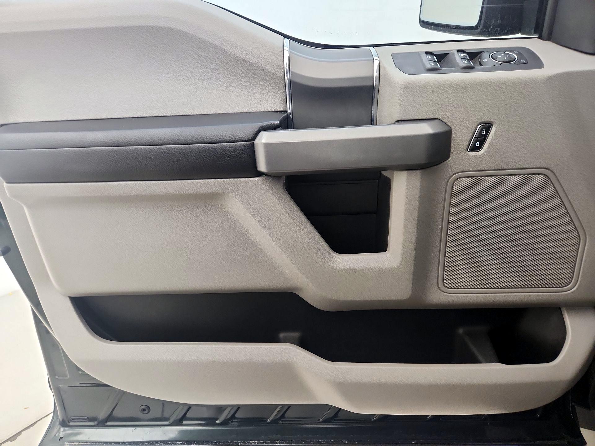 Thumbnail: 2015 Ford F-150 - 12