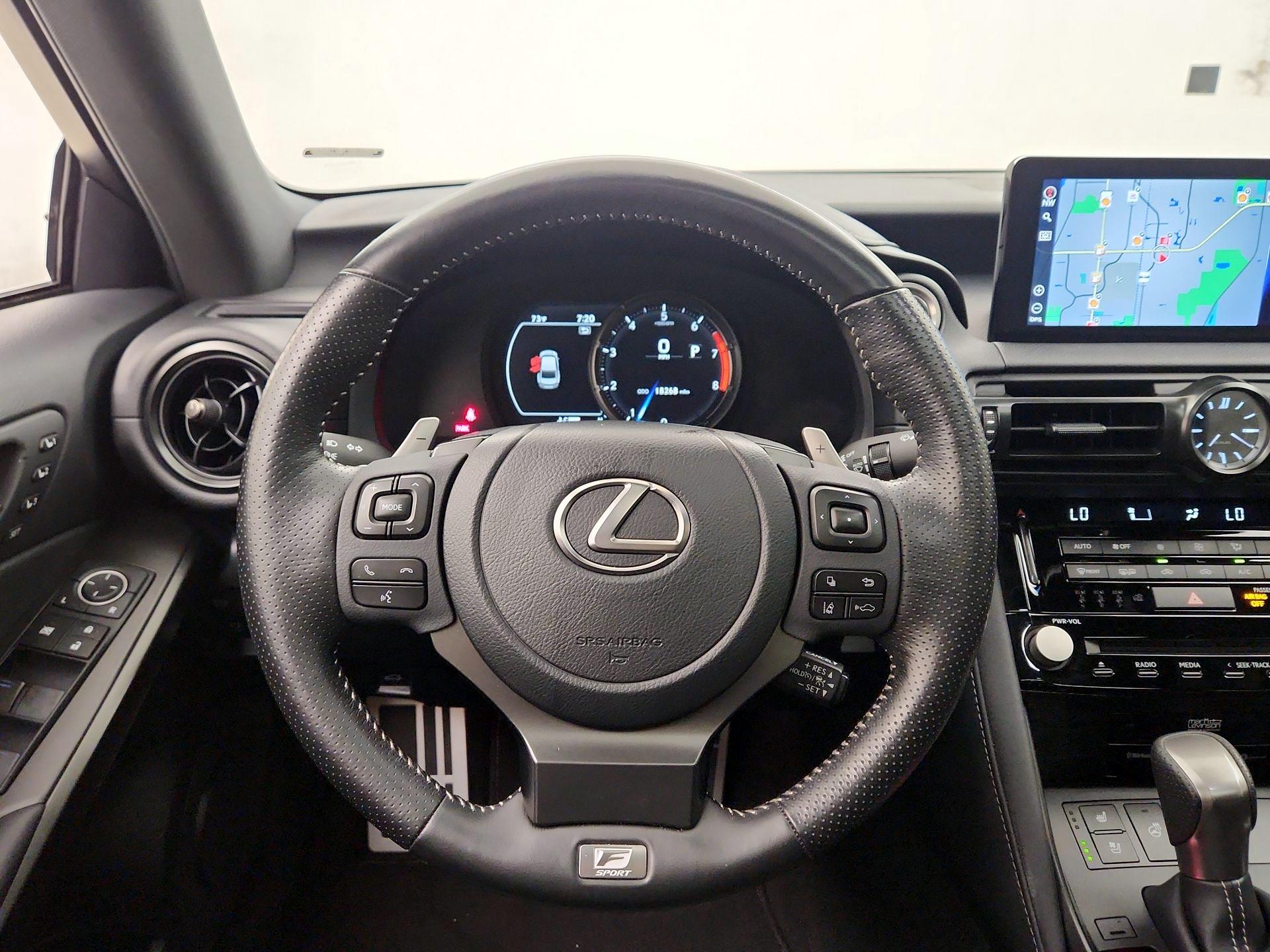 Thumbnail: 2023 Lexus IS - 10