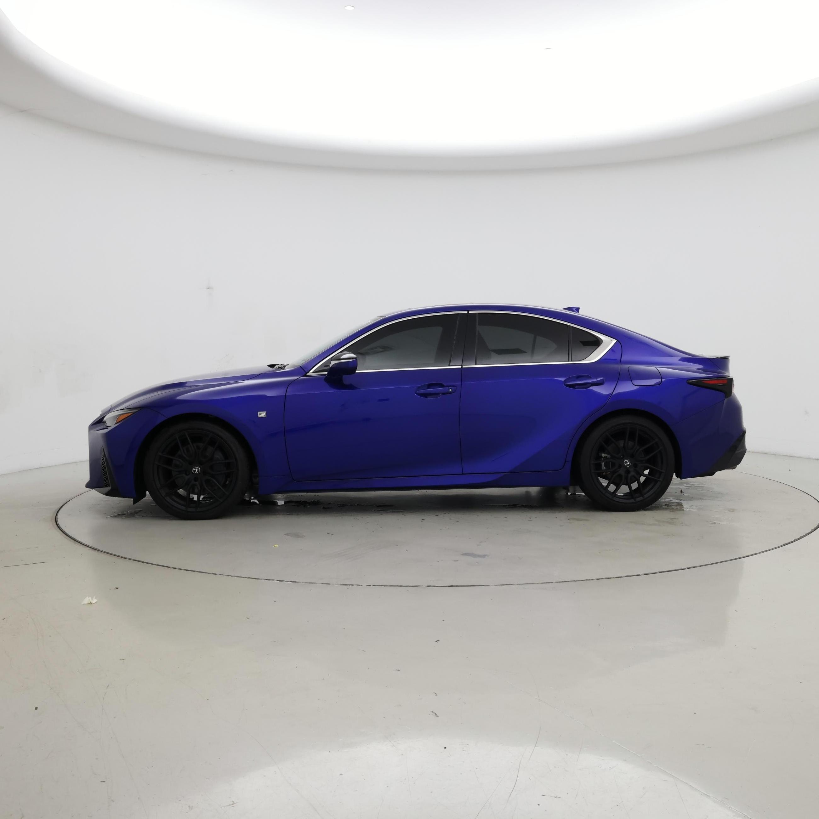 Thumbnail: 2023 Lexus IS - 3