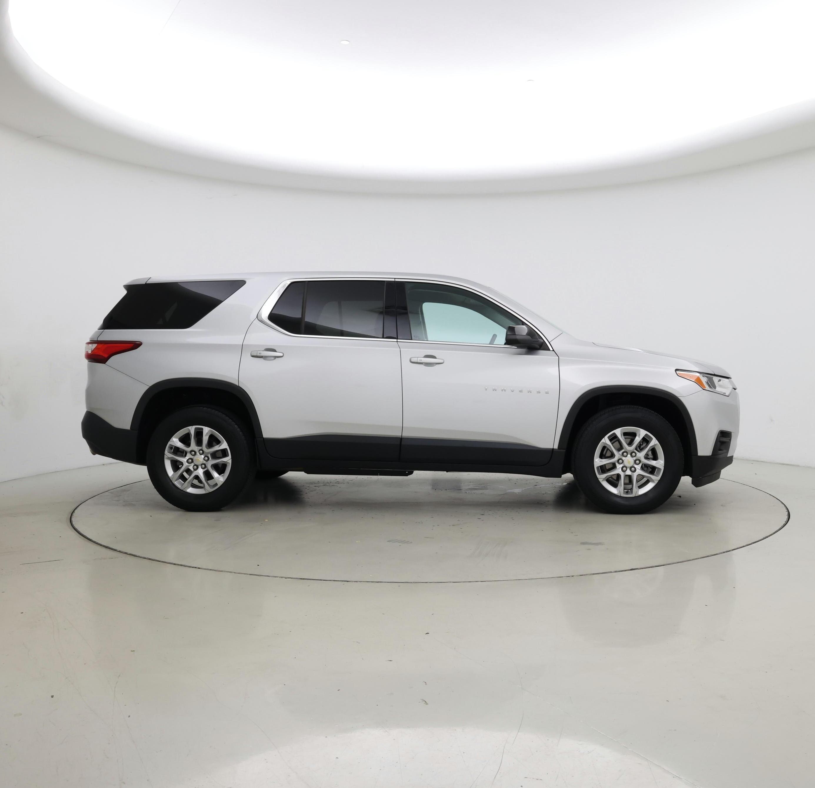 Thumbnail: 2021 Chevrolet Traverse - 7