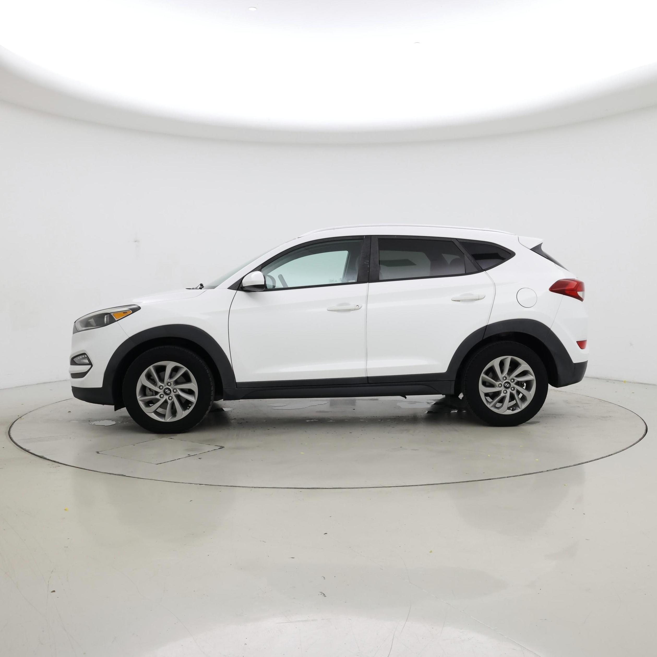 Thumbnail: 2018 Hyundai Tucson - 3