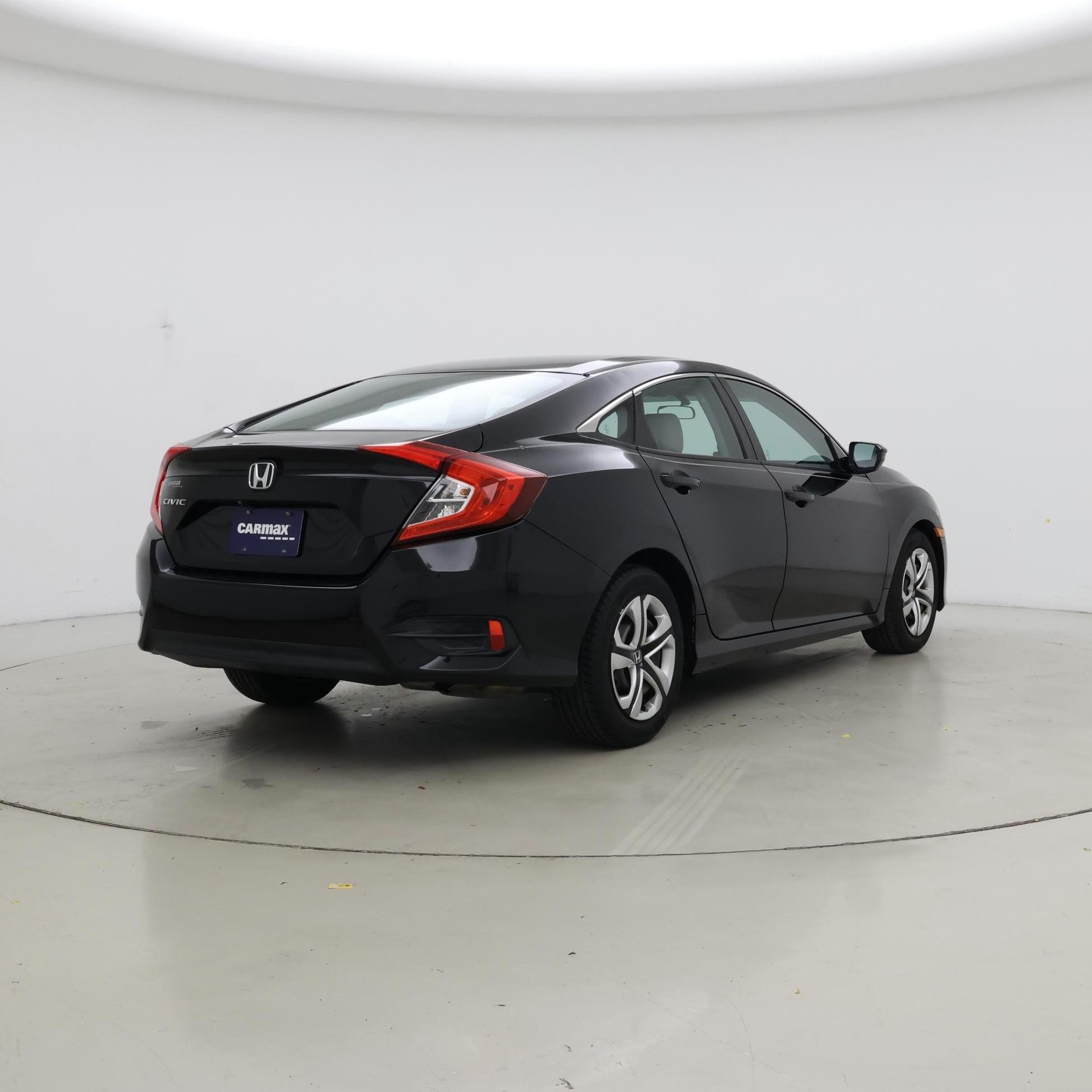 Thumbnail: 2017 Honda Civic - 8