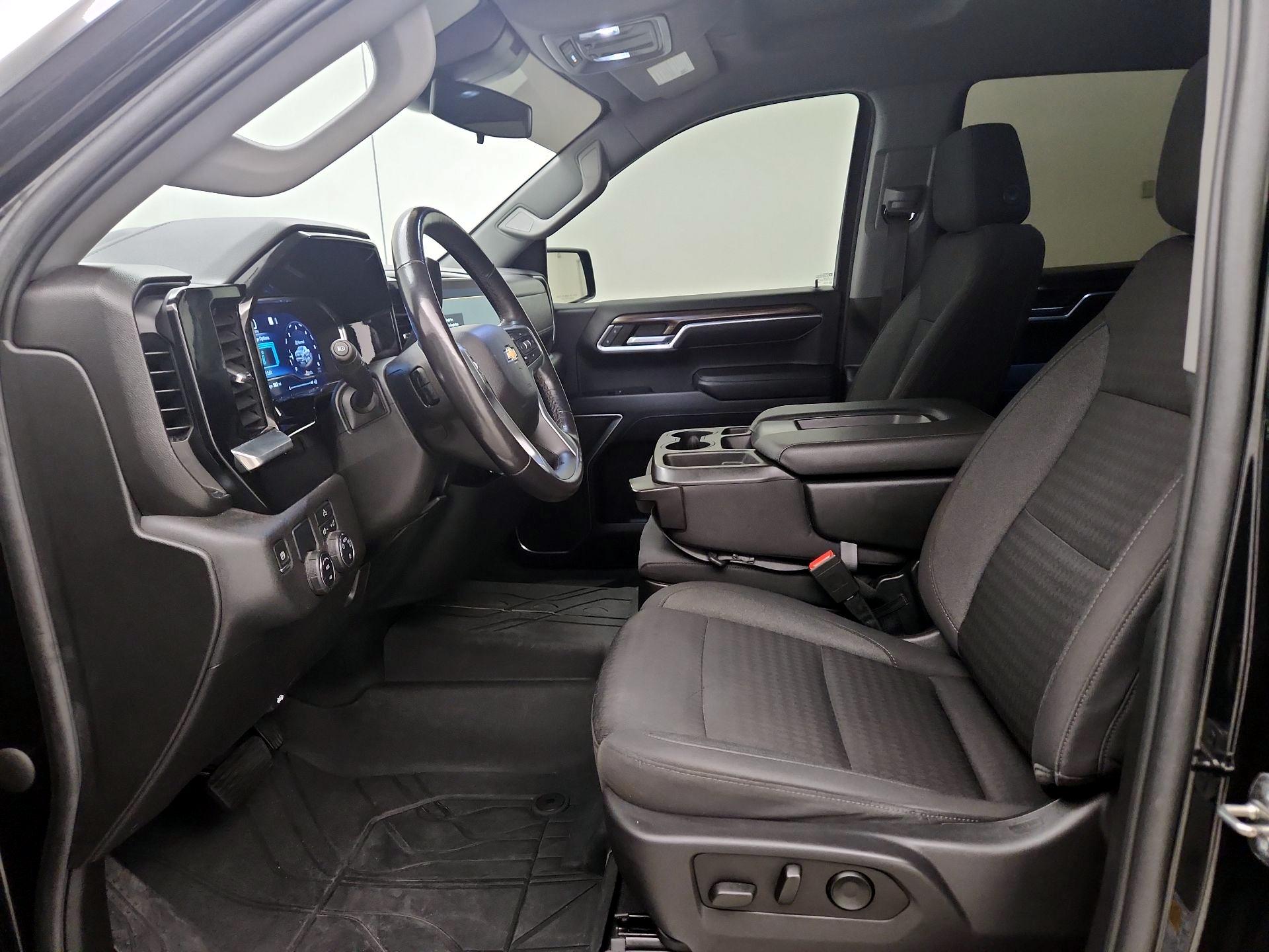 Thumbnail: 2022 Chevrolet Silverado 1500 - 11