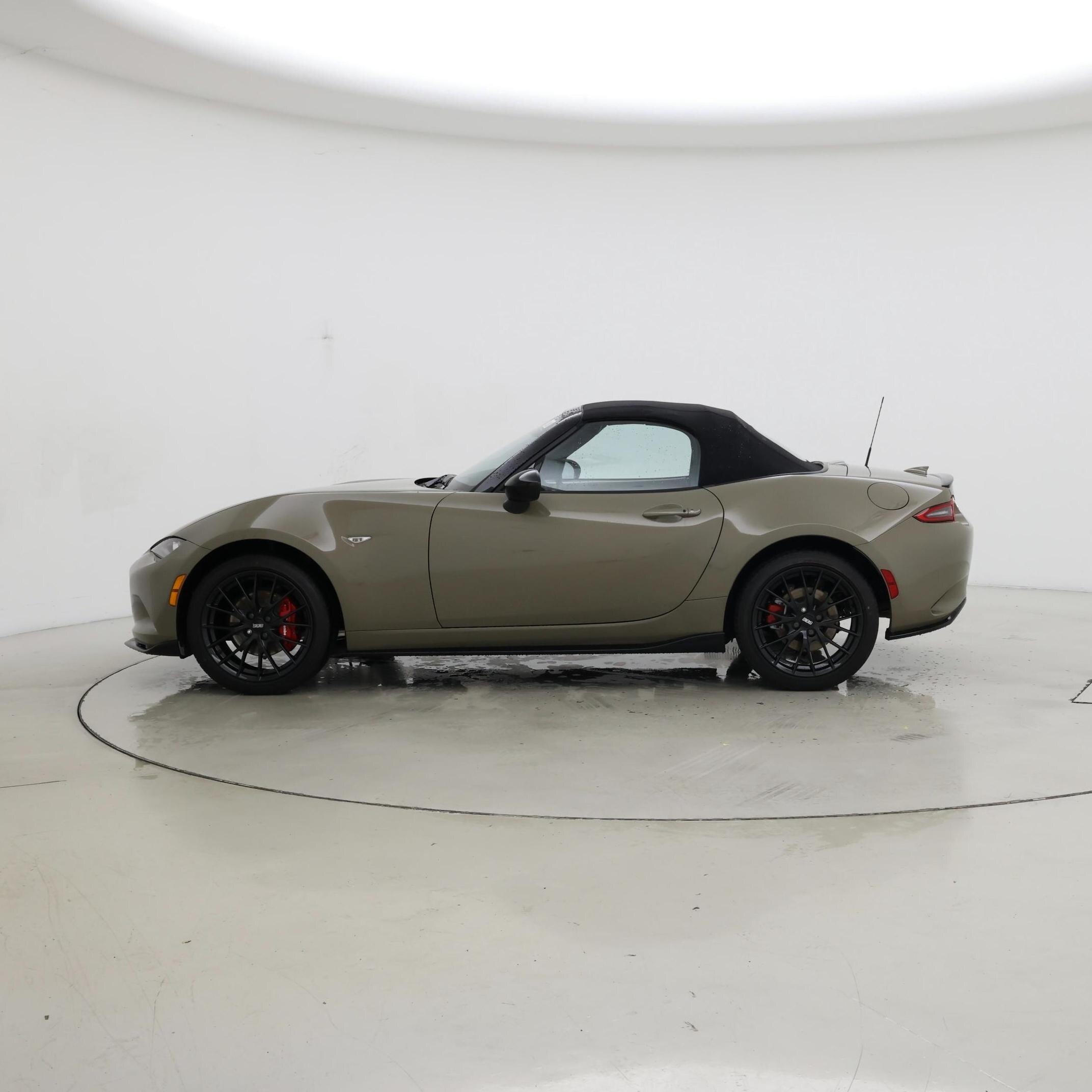 Thumbnail: 2024 Mazda MX-5 Miata - 3