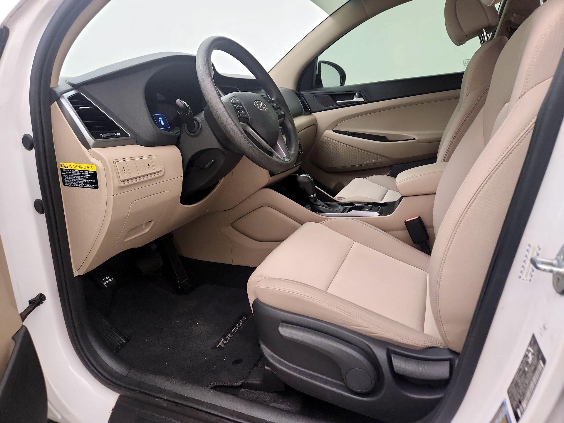 Thumbnail: 2017 Hyundai Tucson - 11
