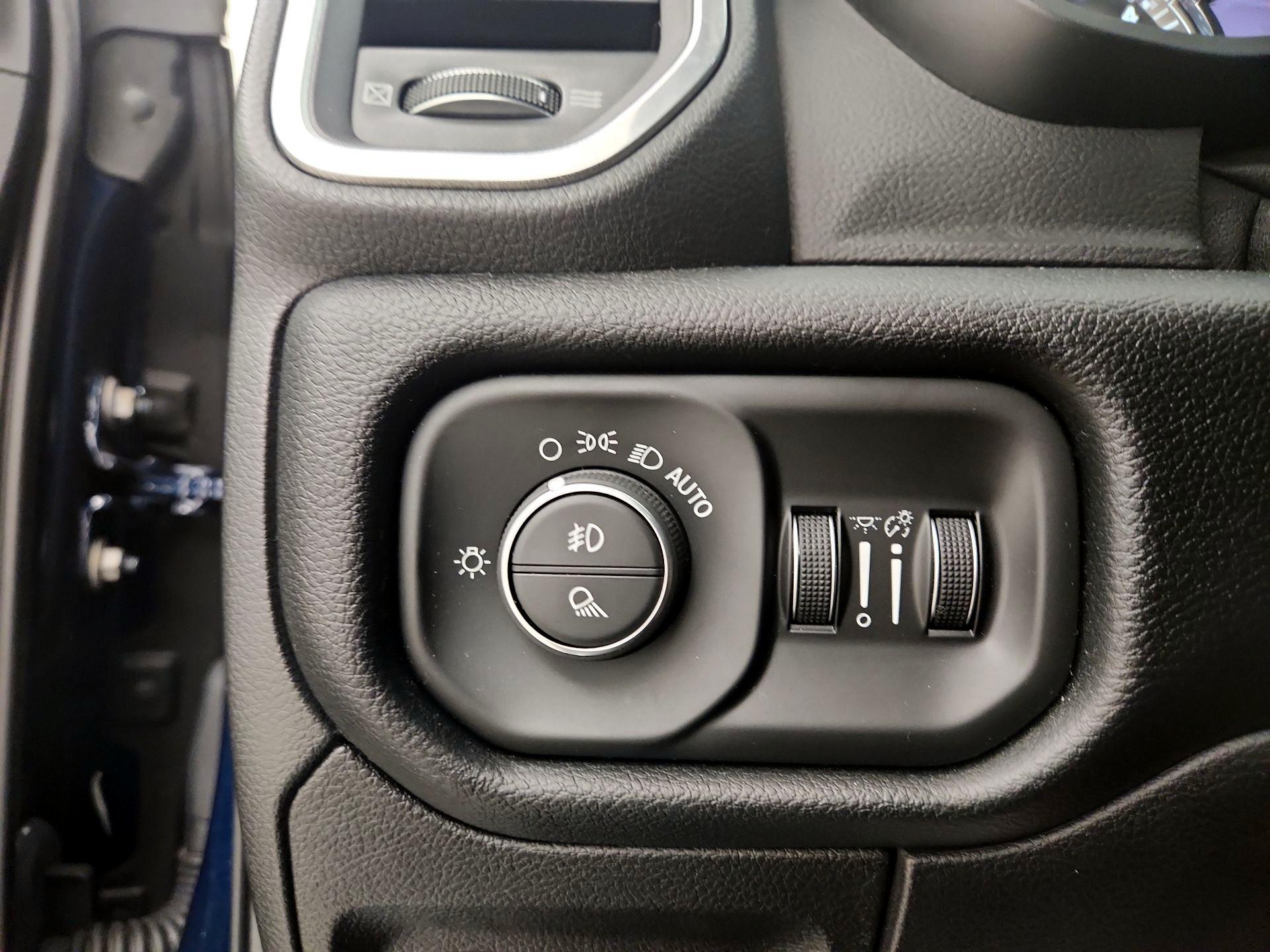 Thumbnail: 2020 RAM 1500 - 13
