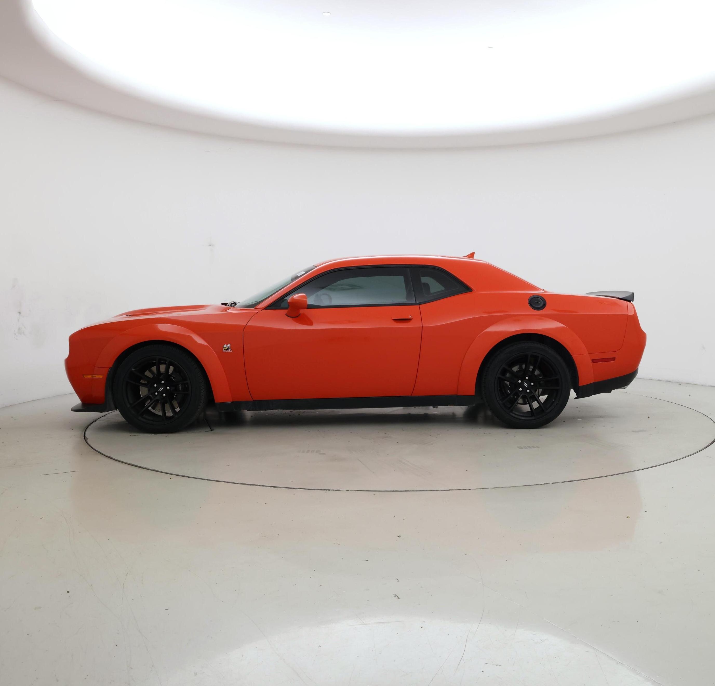 Thumbnail: 2020 Dodge Challenger - 3