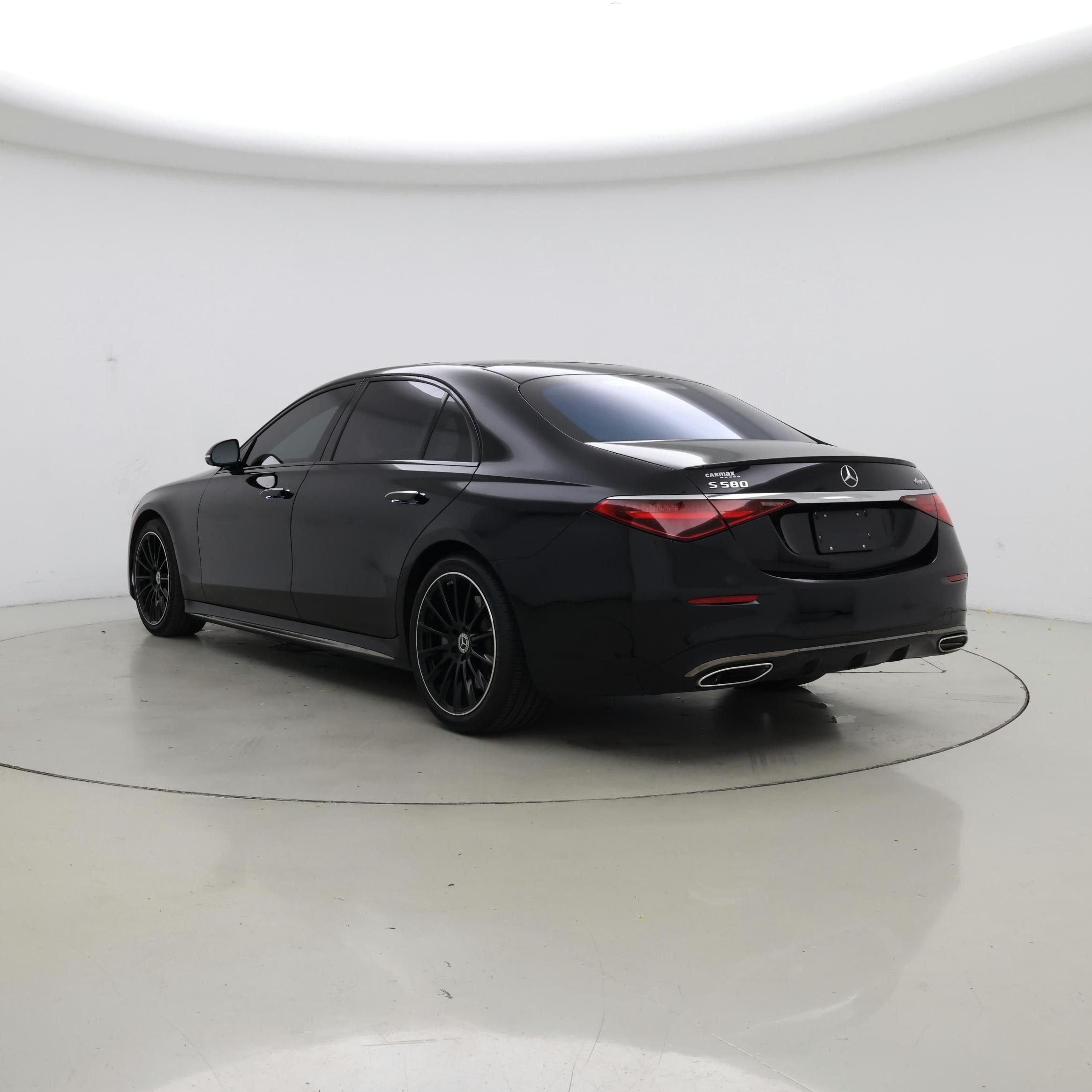 Thumbnail: 2023 Mercedes-Benz S-Class - 2