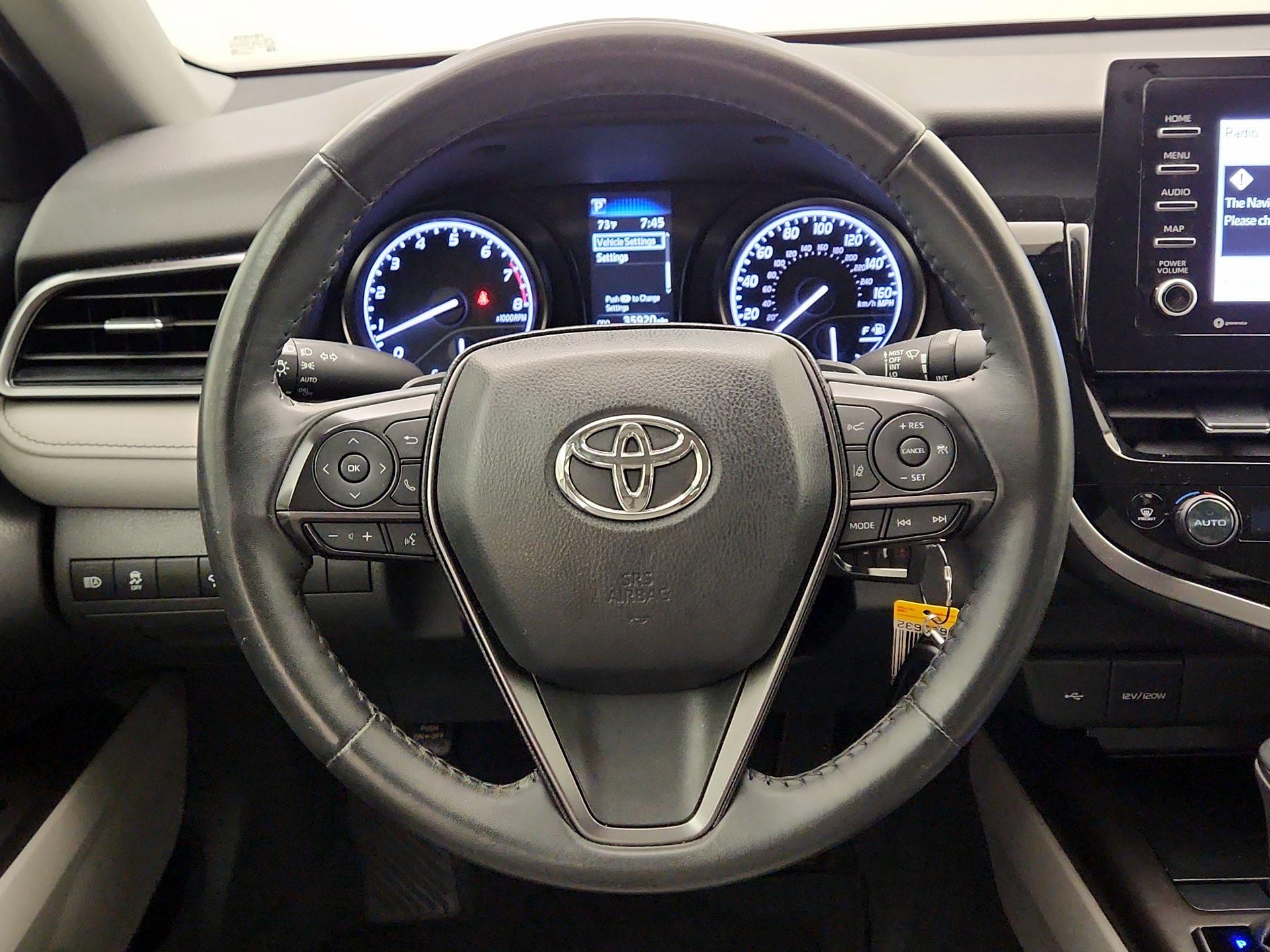 Thumbnail: 2023 Toyota Camry - 10