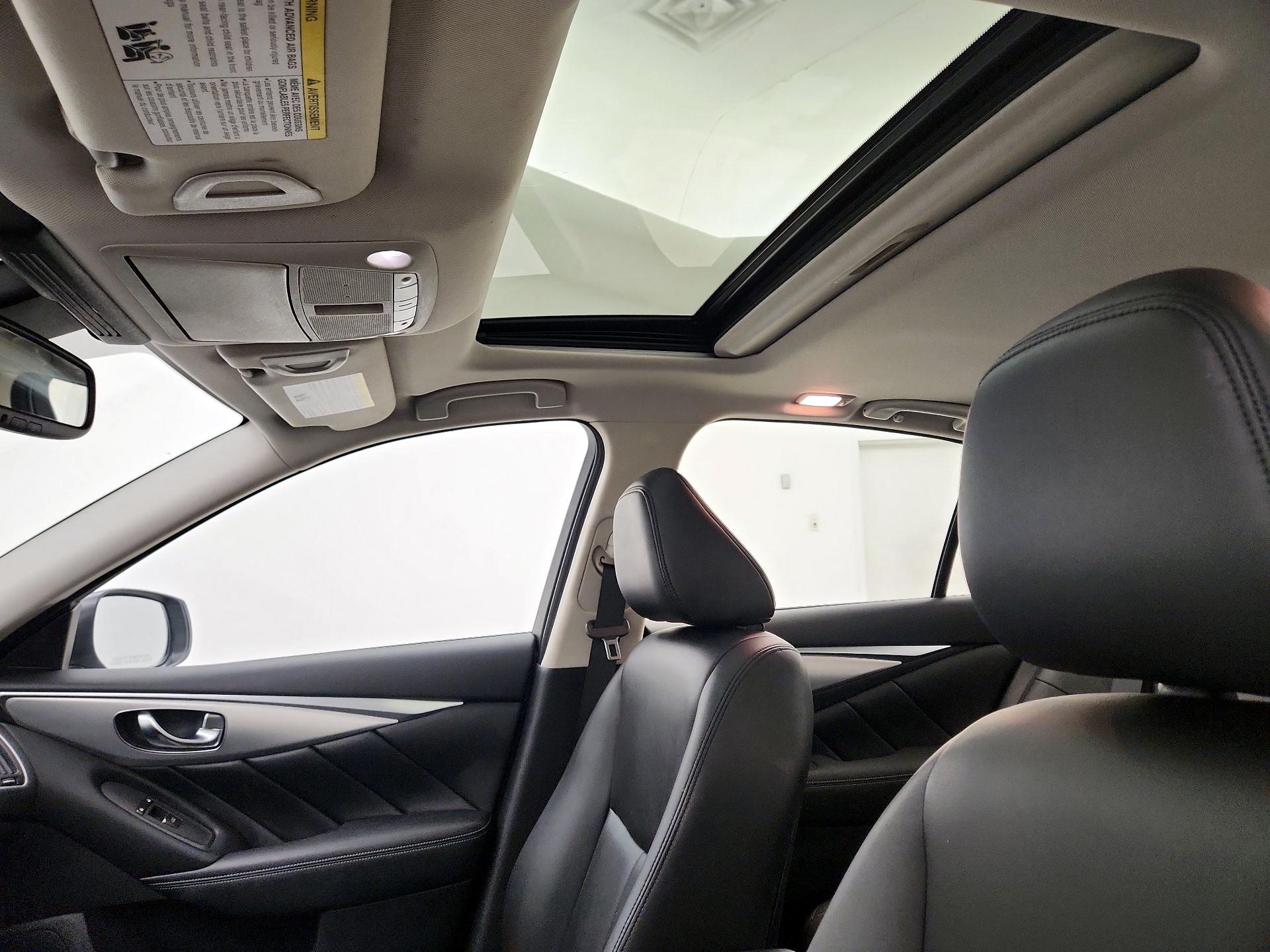 Thumbnail: 2020 INFINITI Q50 - 19