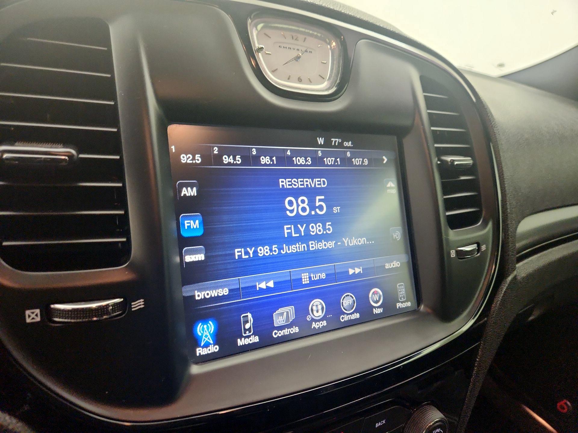Thumbnail: 2015 Chrysler 300 - 16