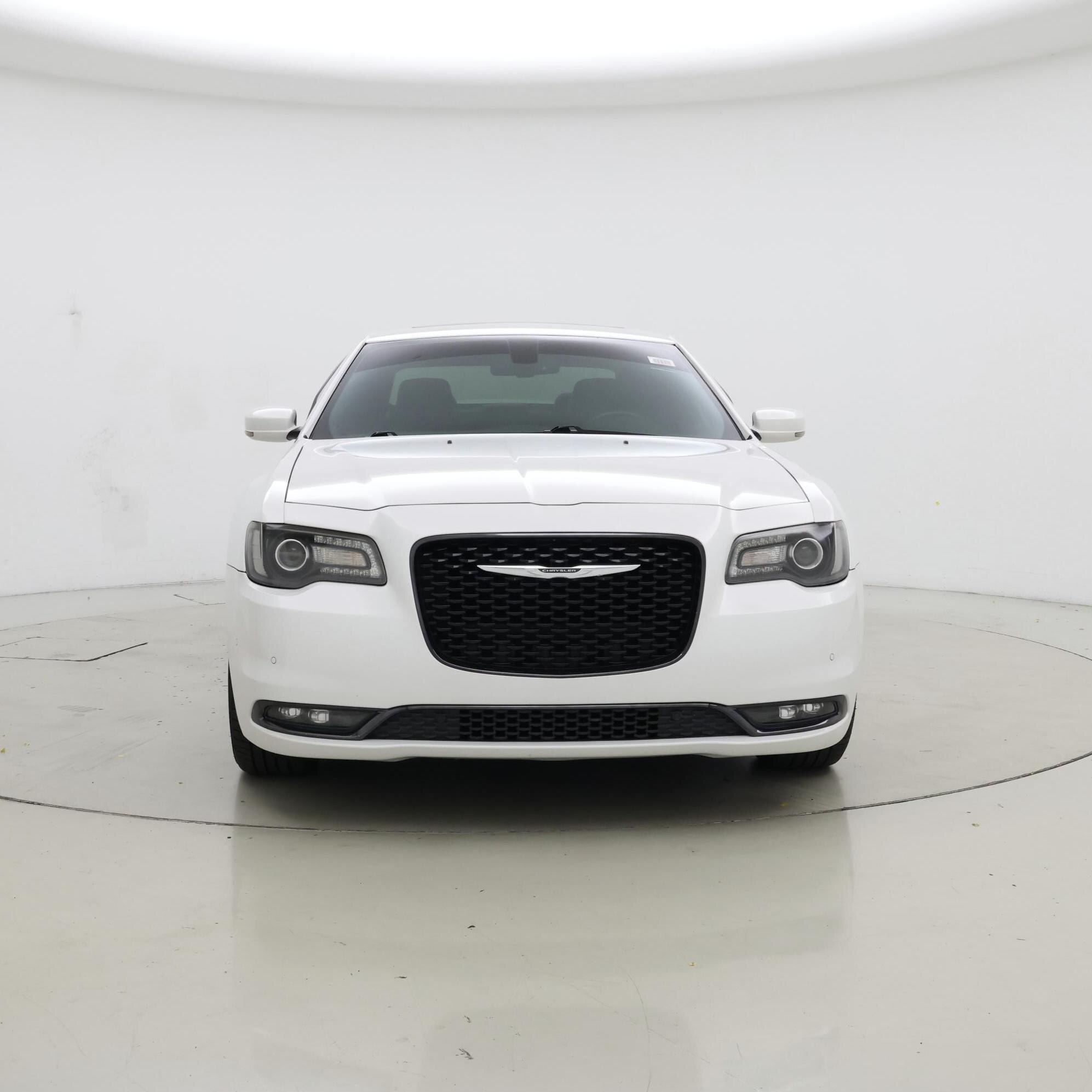 Thumbnail: 2015 Chrysler 300 - 5