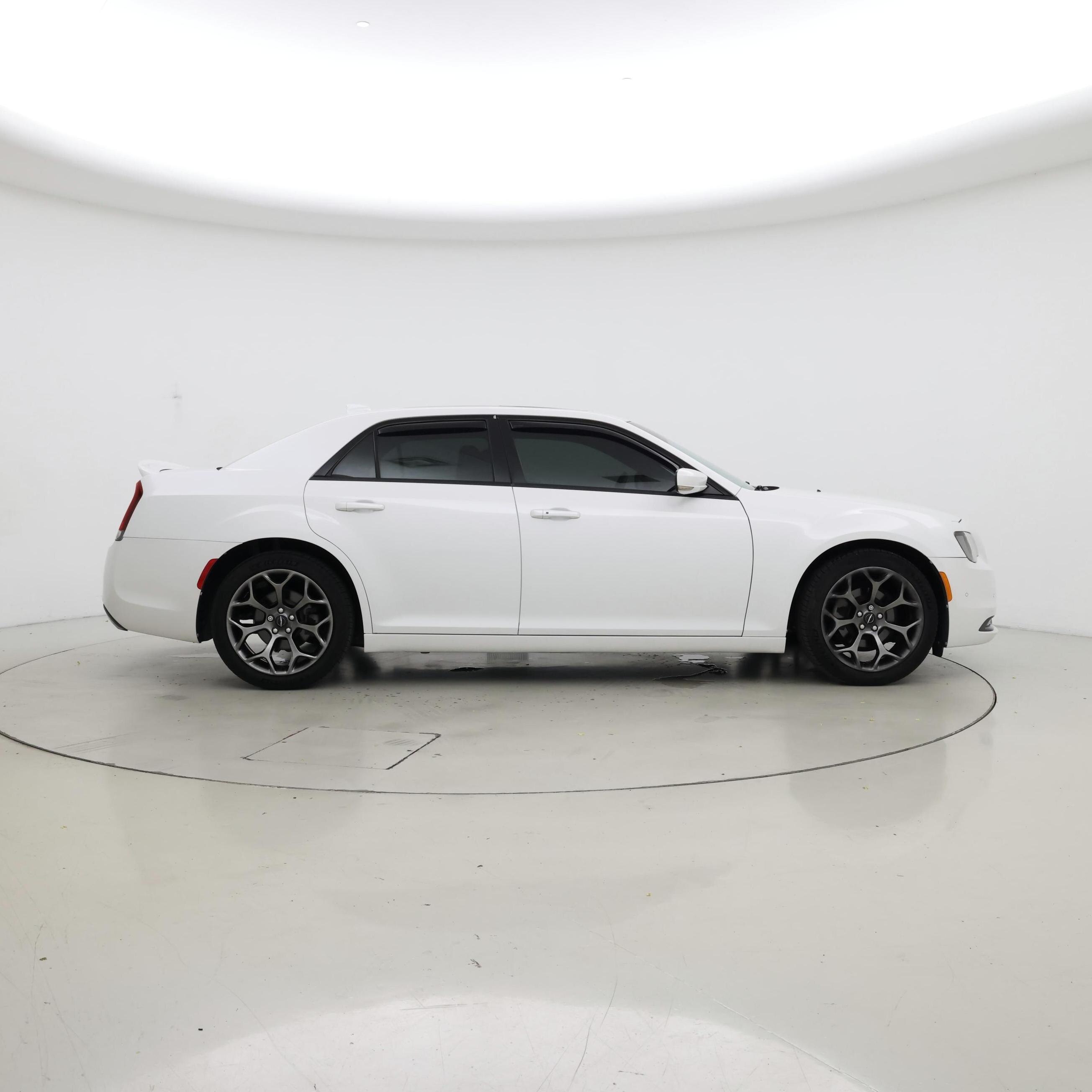 Thumbnail: 2015 Chrysler 300 - 7
