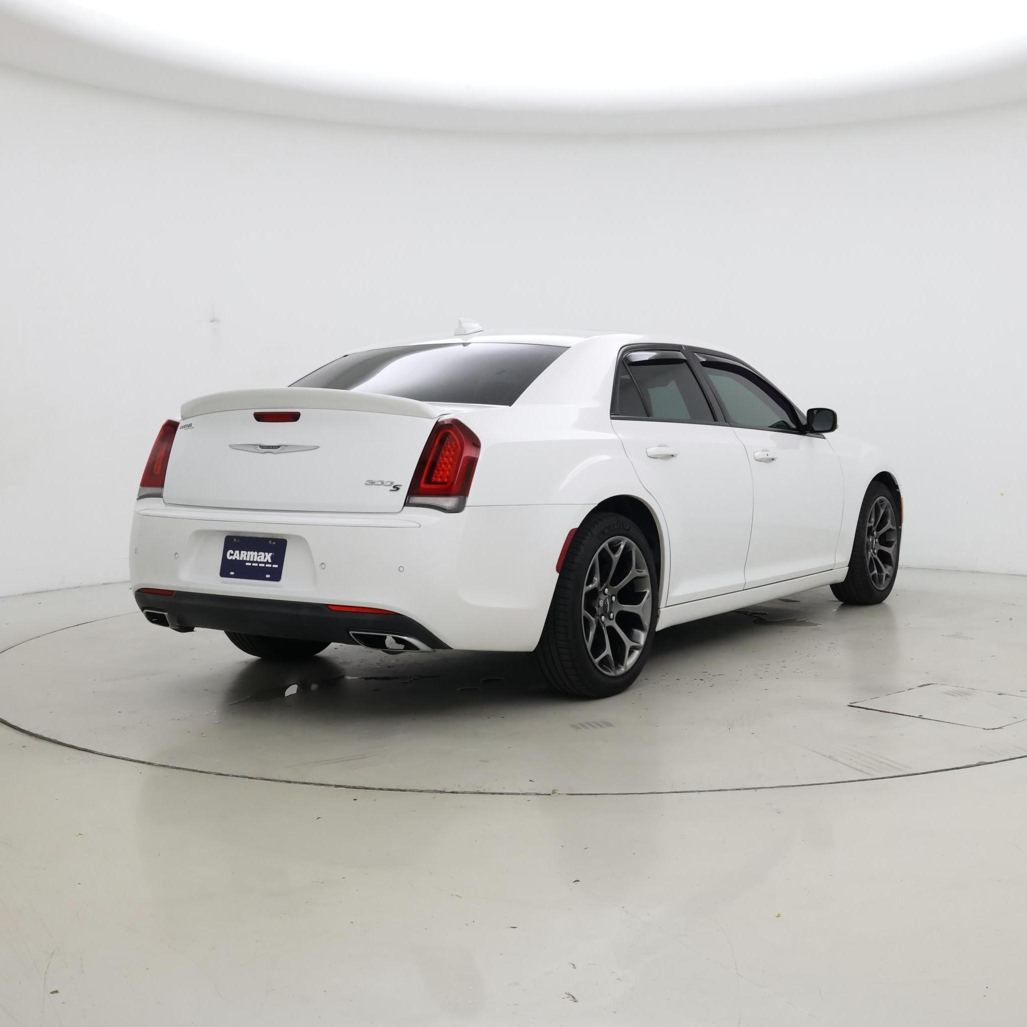 Thumbnail: 2015 Chrysler 300 - 8