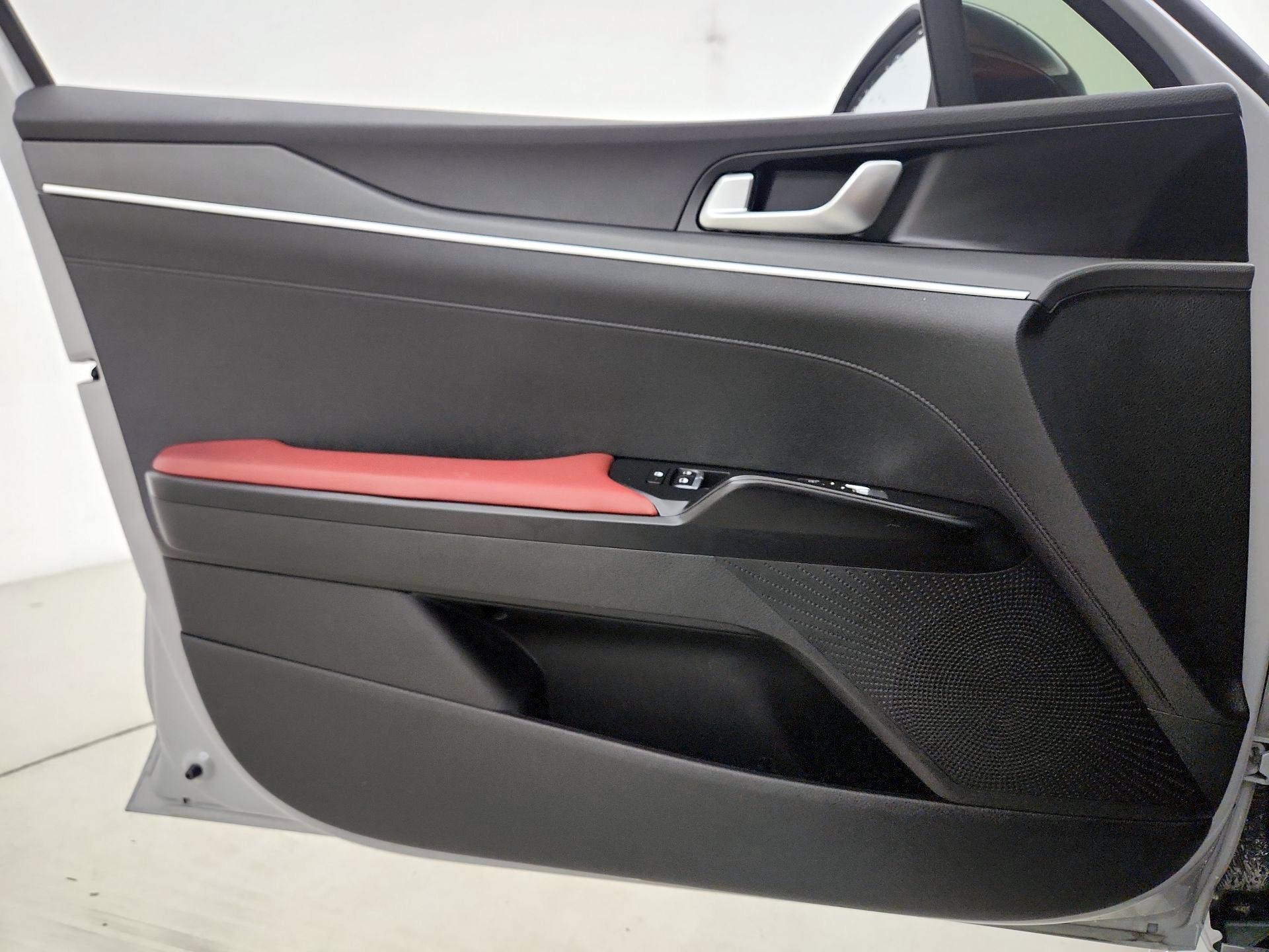 Thumbnail: 2023 Kia K5 - 12