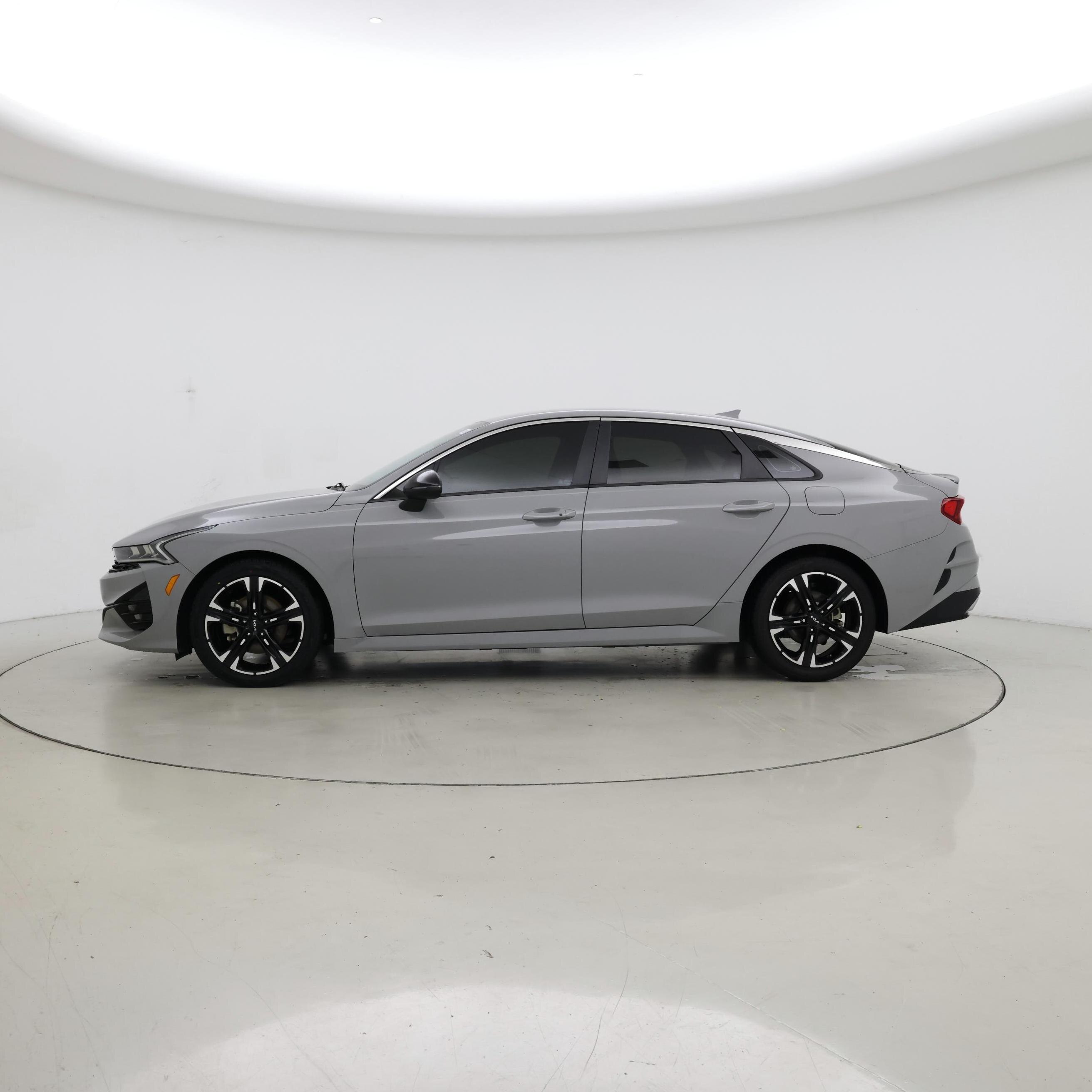 Thumbnail: 2023 Kia K5 - 3