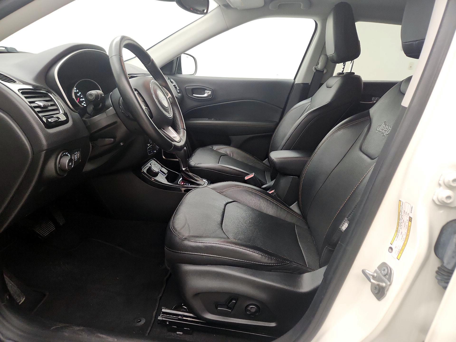 Thumbnail: 2021 Jeep Compass - 11