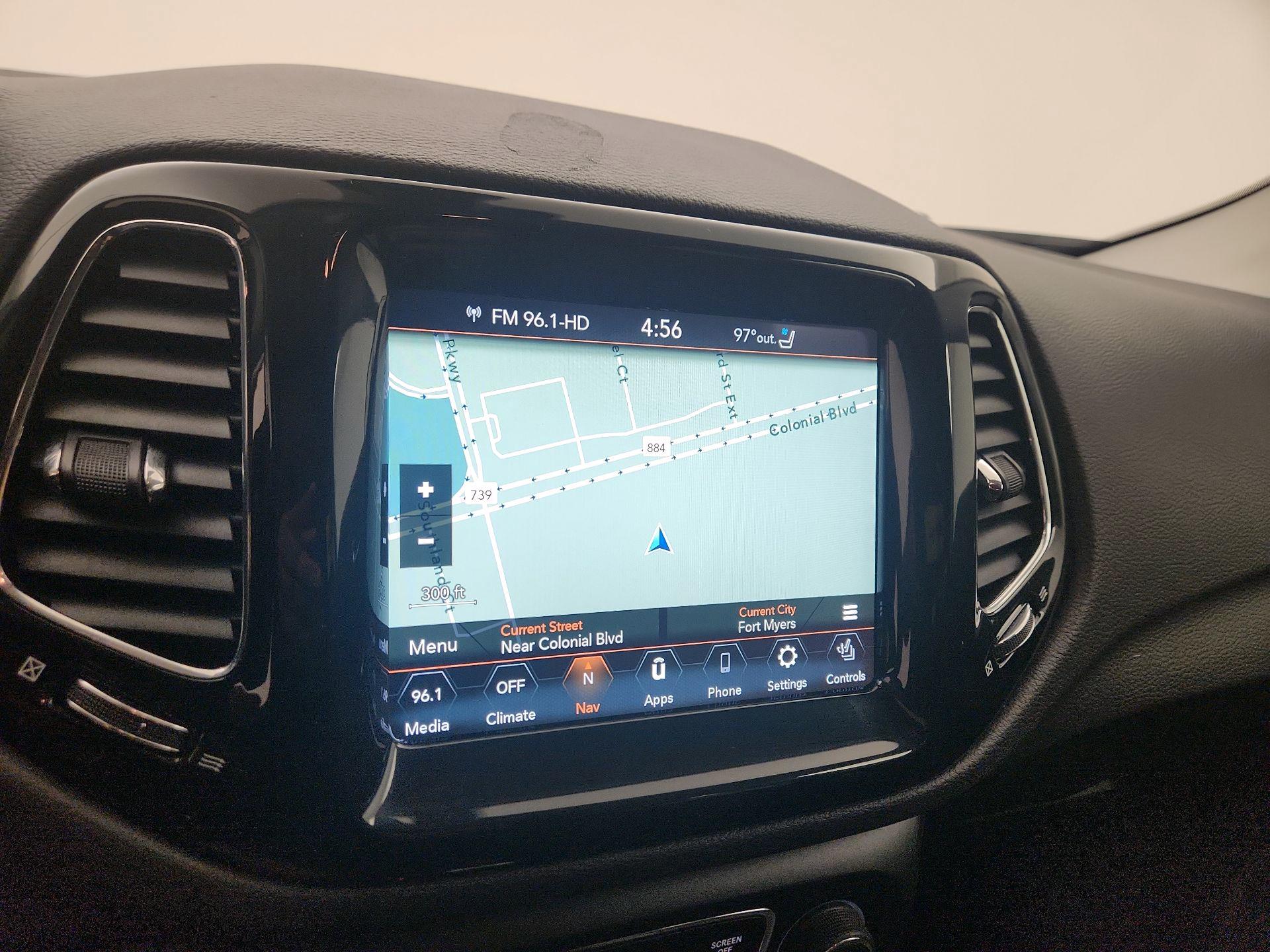 Thumbnail: 2021 Jeep Compass - 14