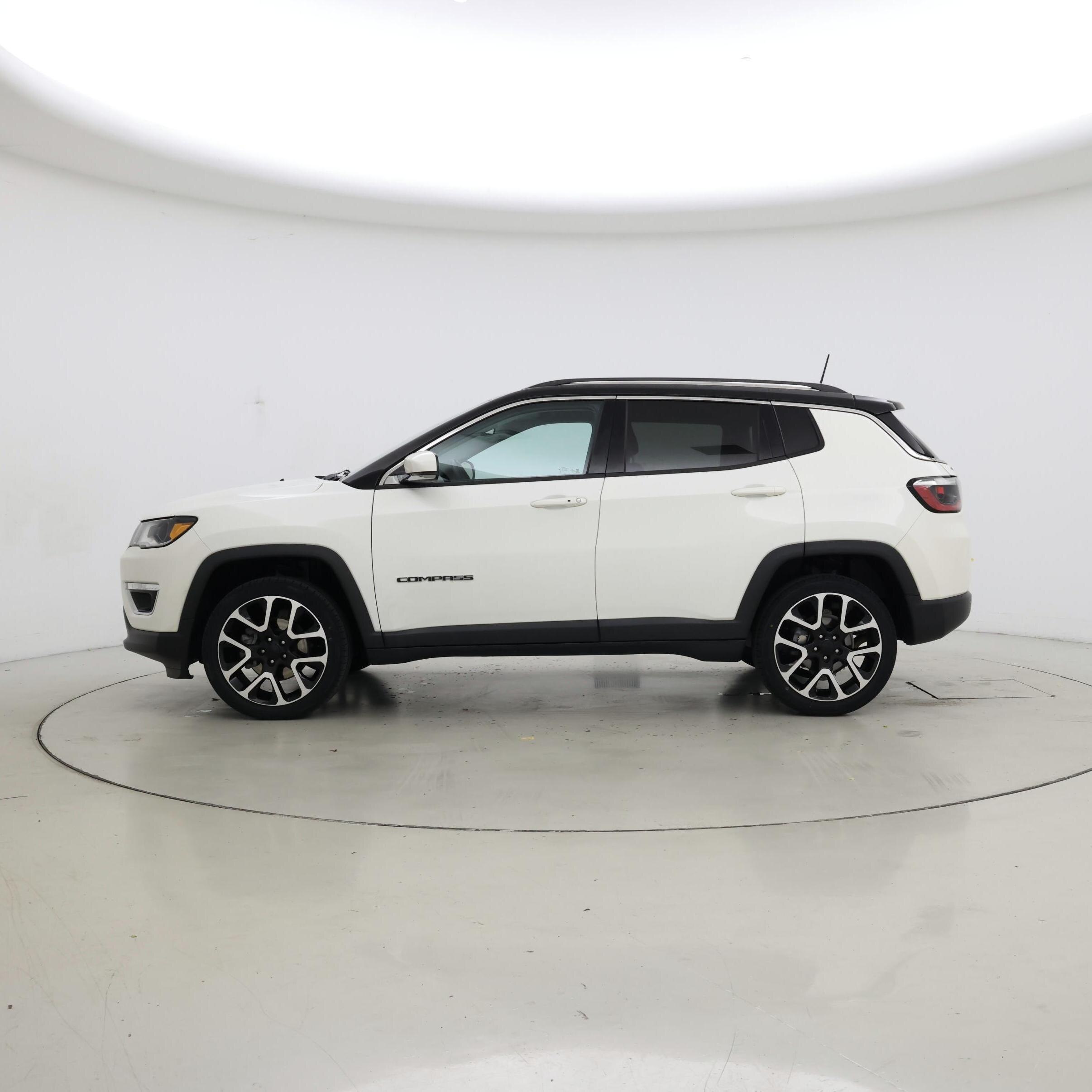 Thumbnail: 2021 Jeep Compass - 3