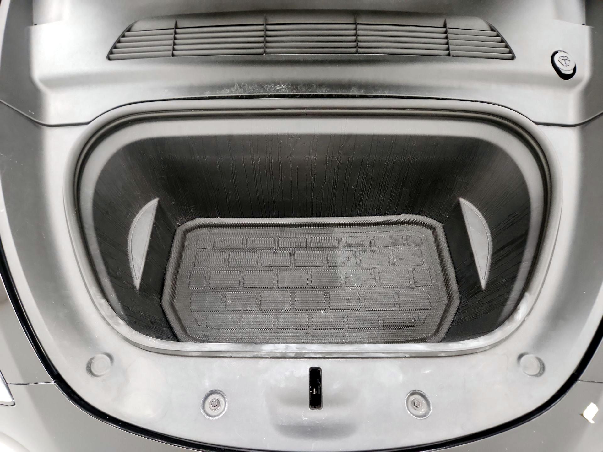 Thumbnail: 2023 Tesla Model Y - 20