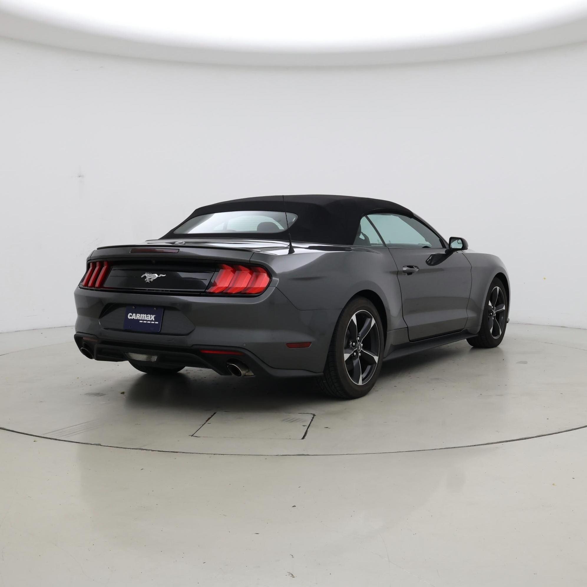 Thumbnail: 2018 Ford Mustang - 8