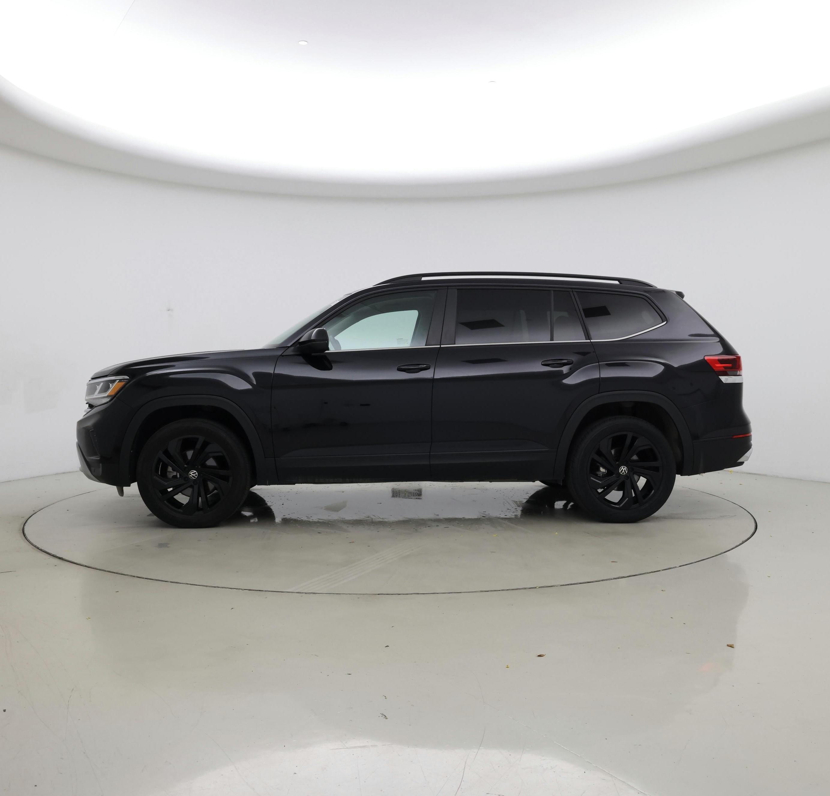 Thumbnail: 2022 Volkswagen Atlas - 3