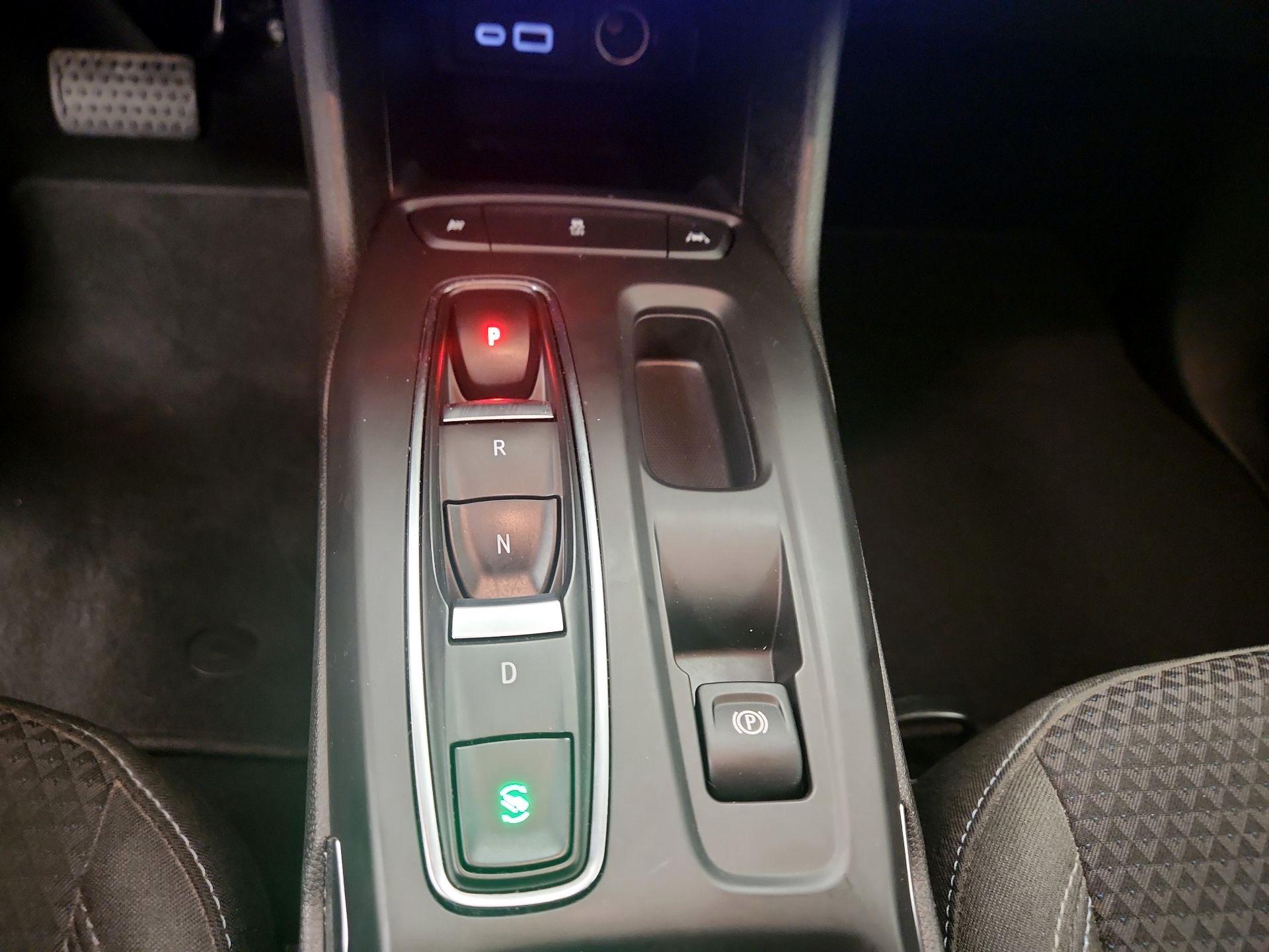 Thumbnail: 2023 Chevrolet Bolt EV - 17