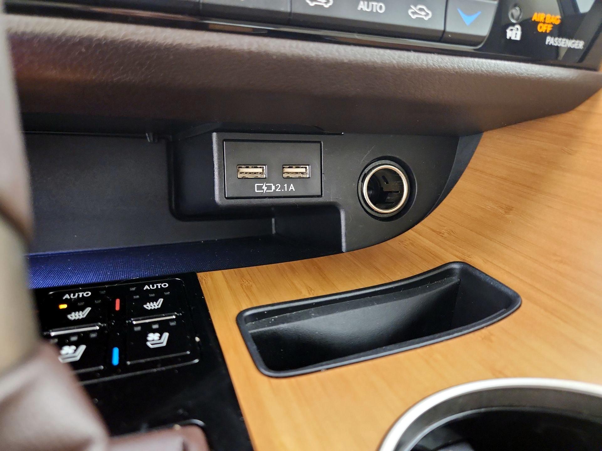 Thumbnail: 2020 Lexus RX - 19