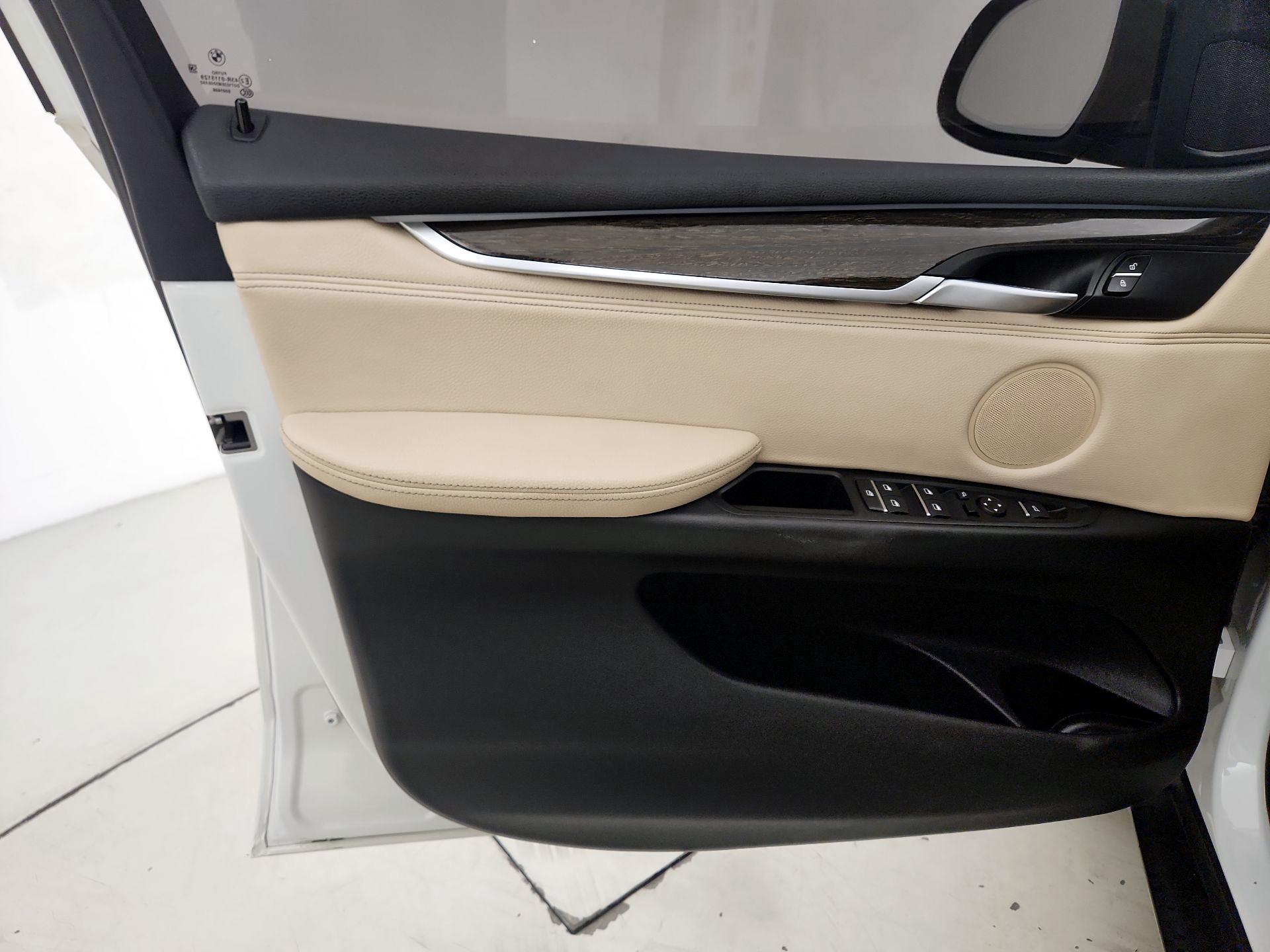 Thumbnail: 2018 BMW X5 - 12