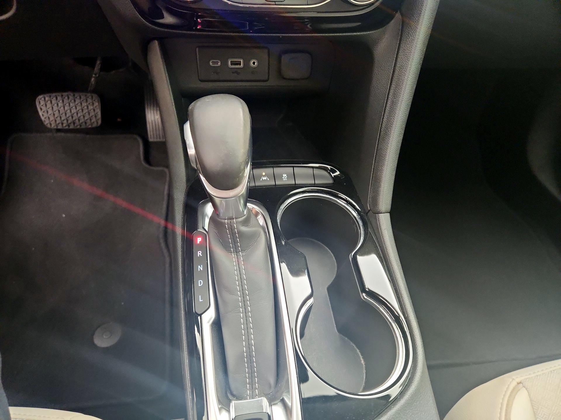 Thumbnail: 2020 Buick Encore GX - 17