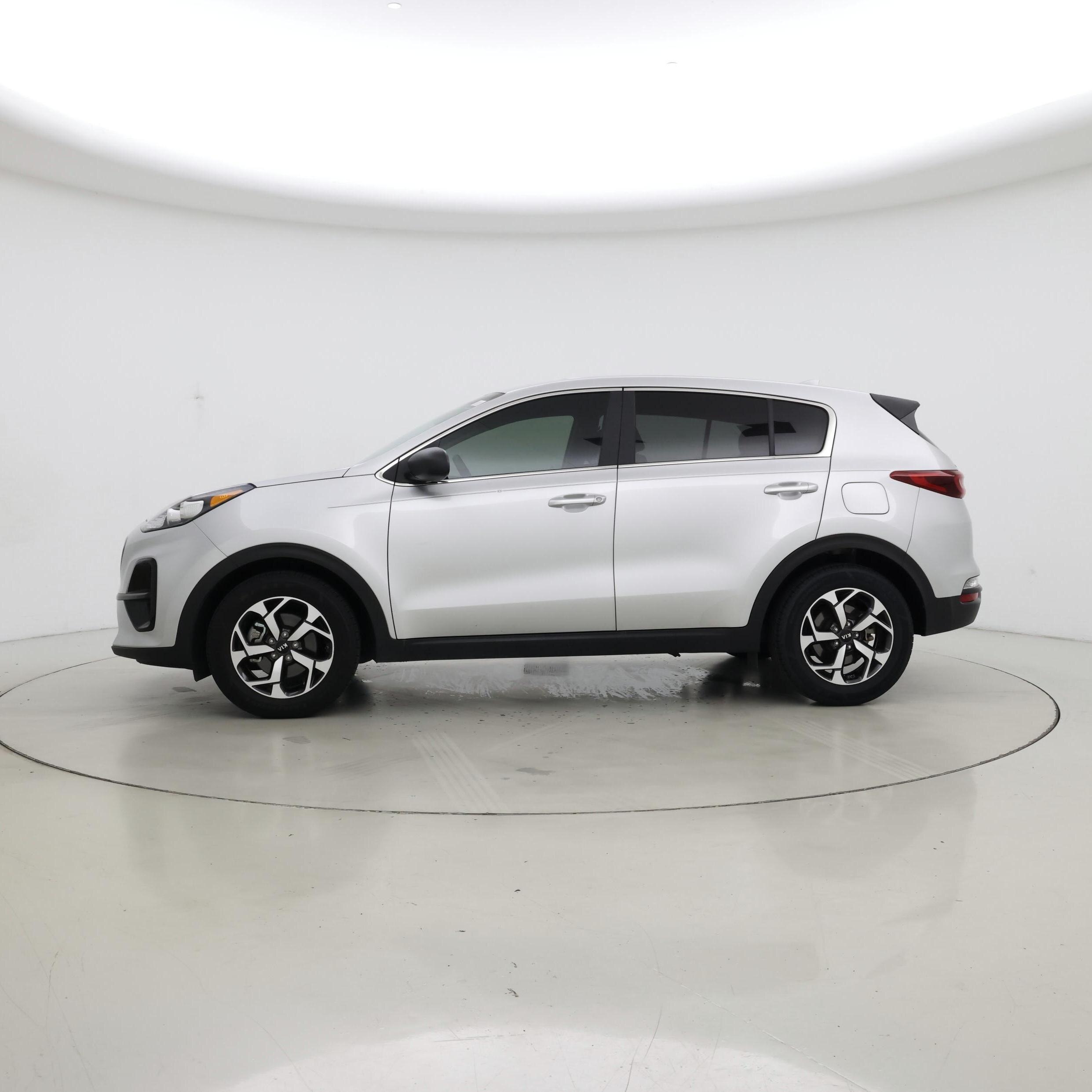 Thumbnail: 2022 Kia Sportage - 3